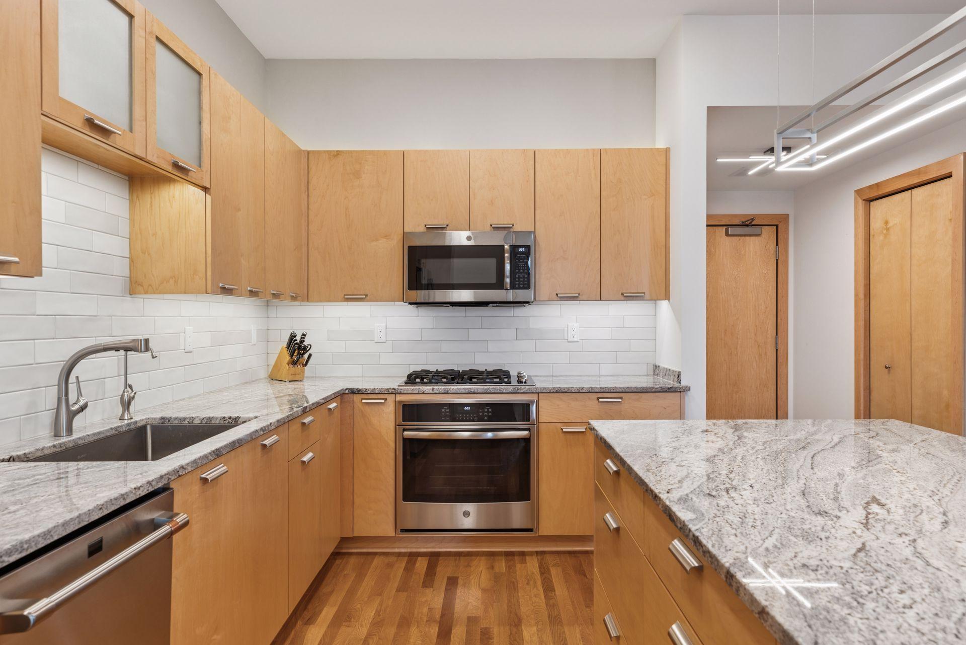 1240 S 2nd Street Unit: 1004