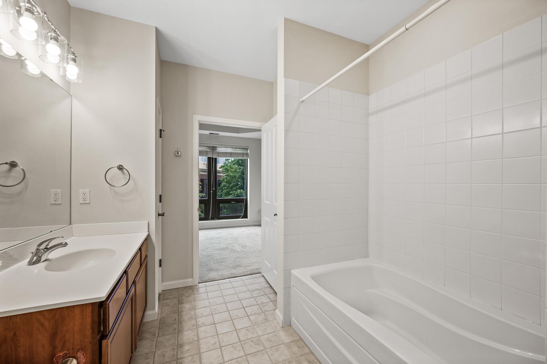 500 E Grant Street Unit: 209