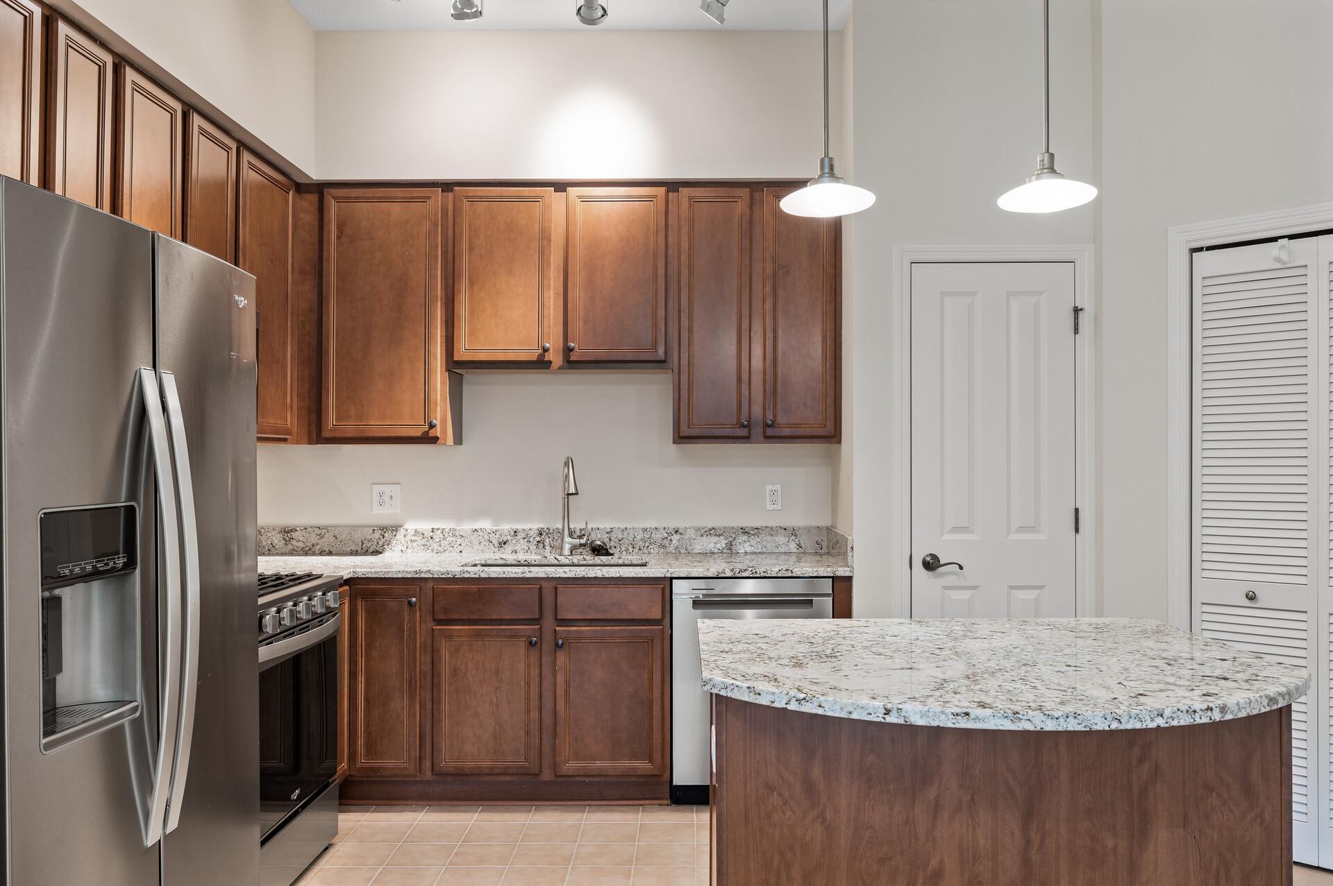 500 E Grant Street Unit: 209