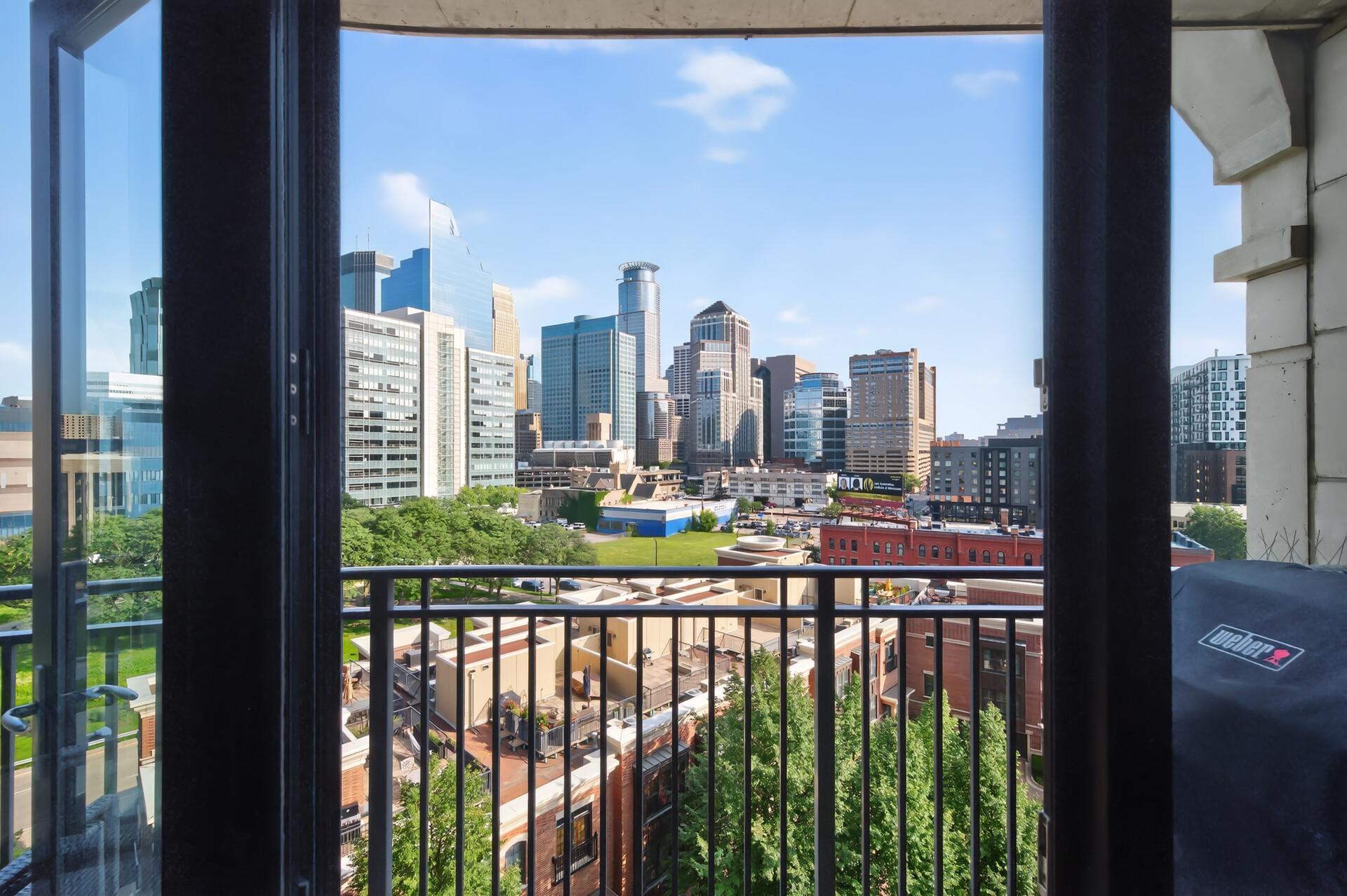 500 E Grant Street Unit: 709