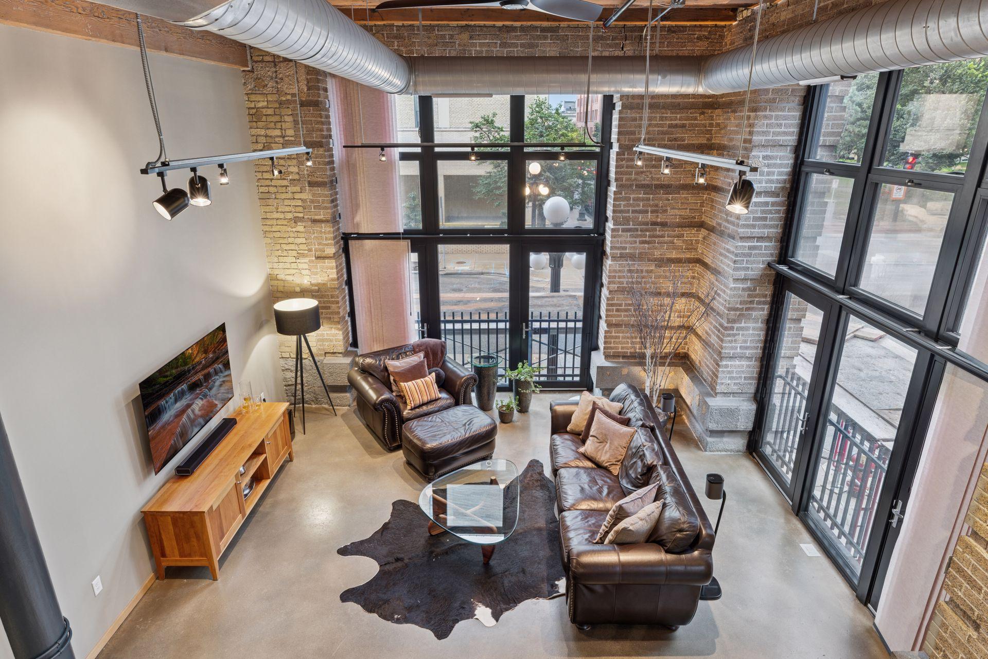 406 Wacouta Street Unit: 108