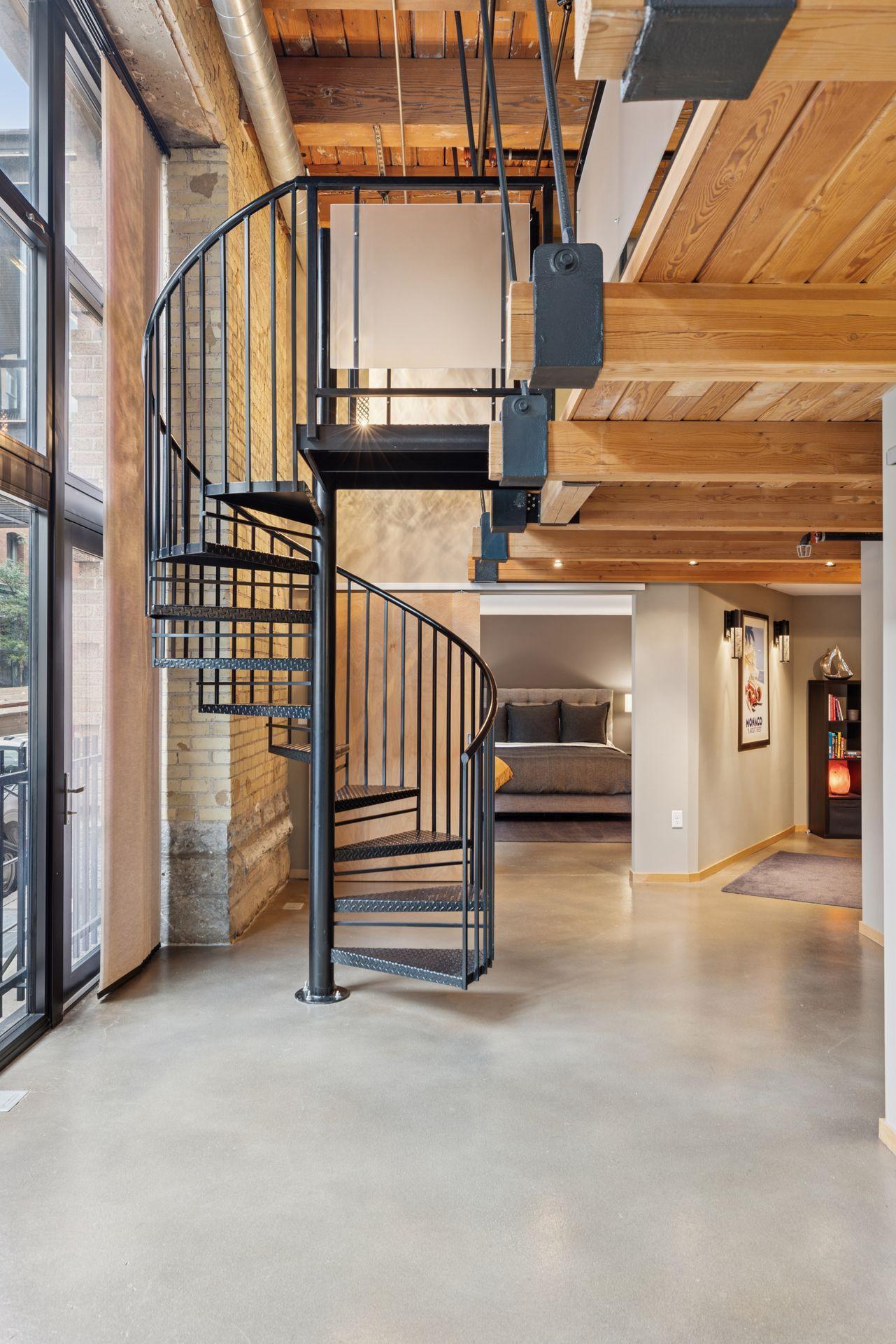 406 Wacouta Street Unit: 108