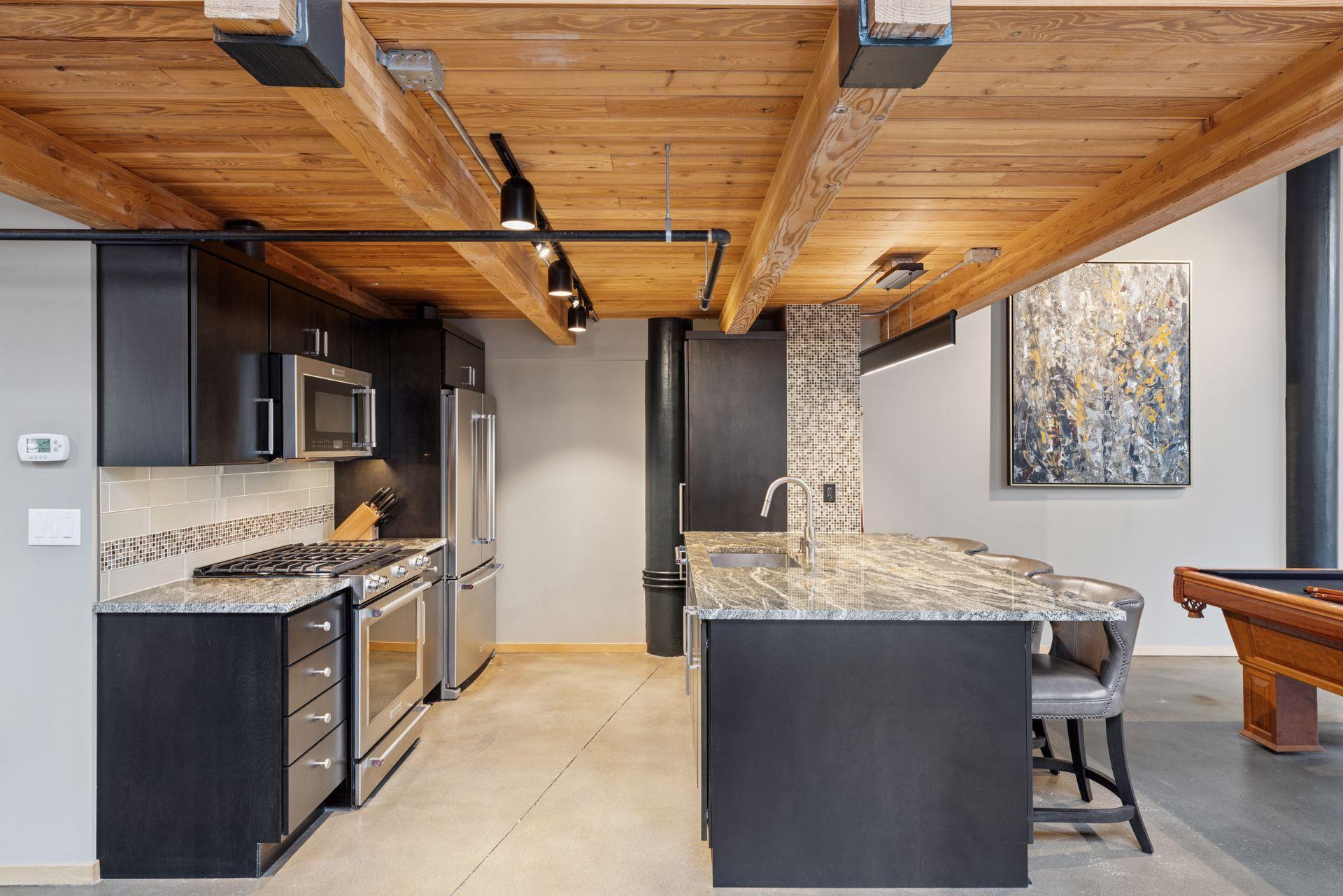 406 Wacouta Street Unit: 108