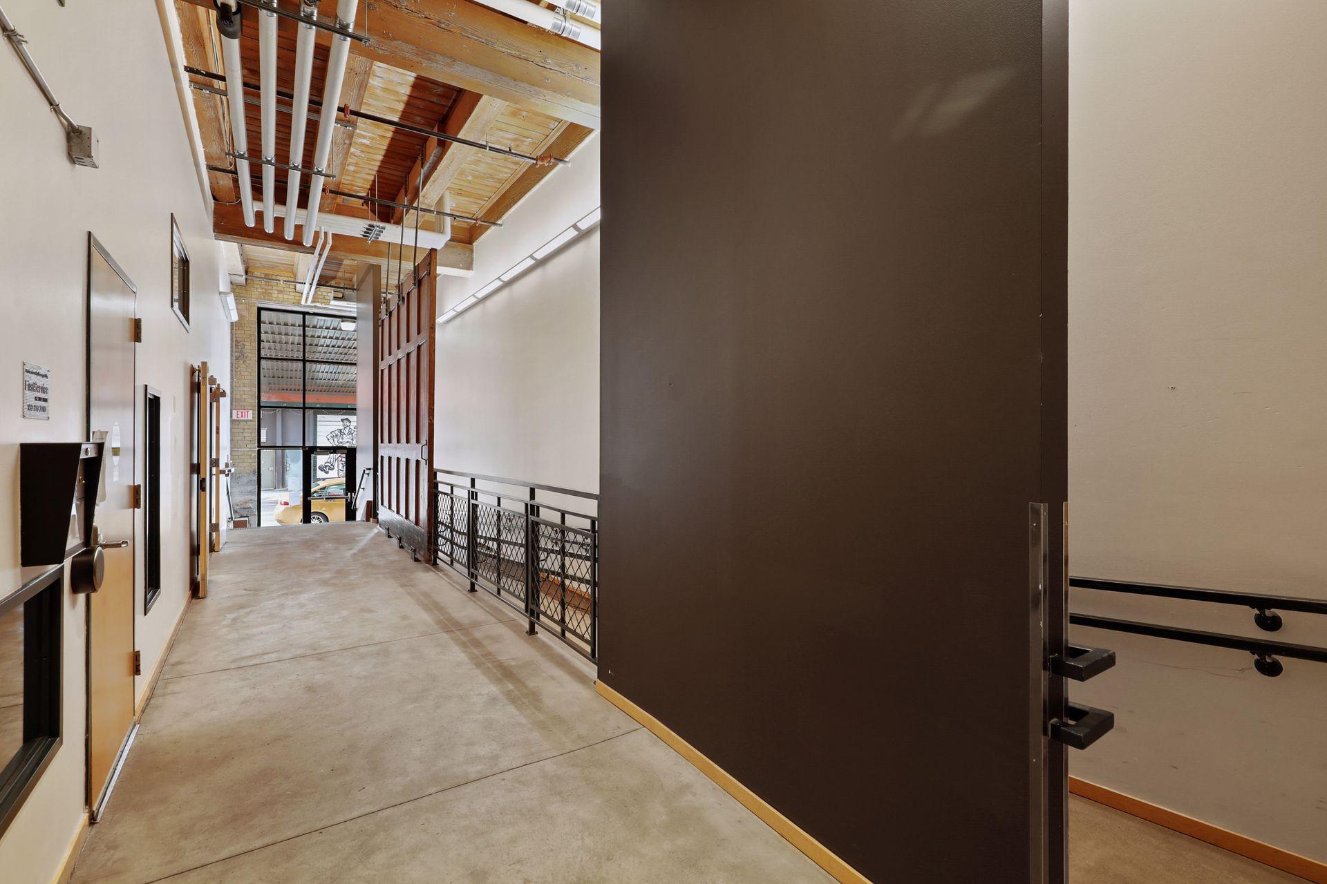 406 Wacouta Street Unit: 108