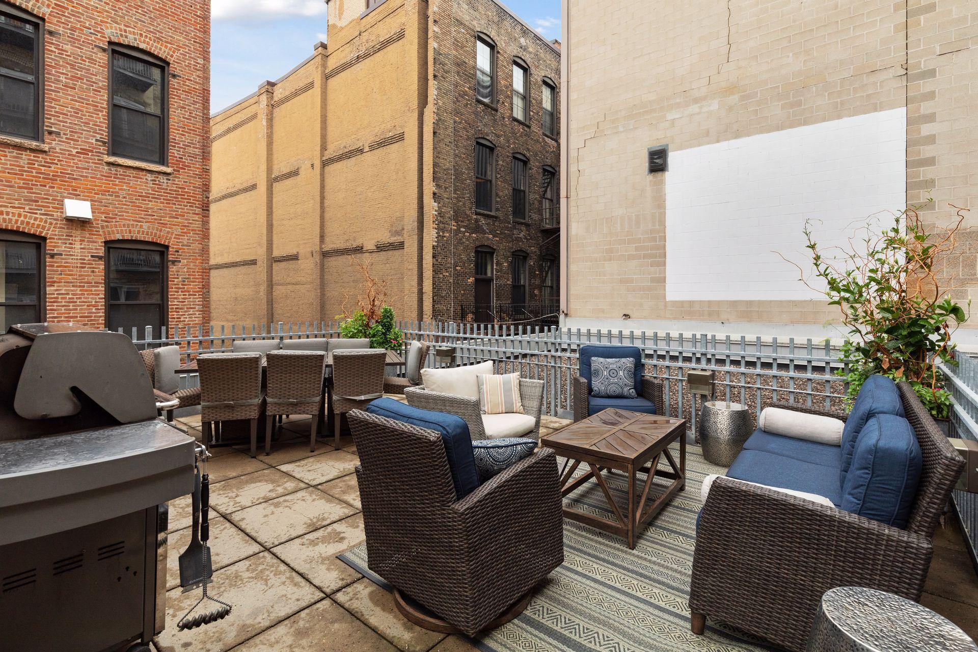 406 Wacouta Street Unit: 108