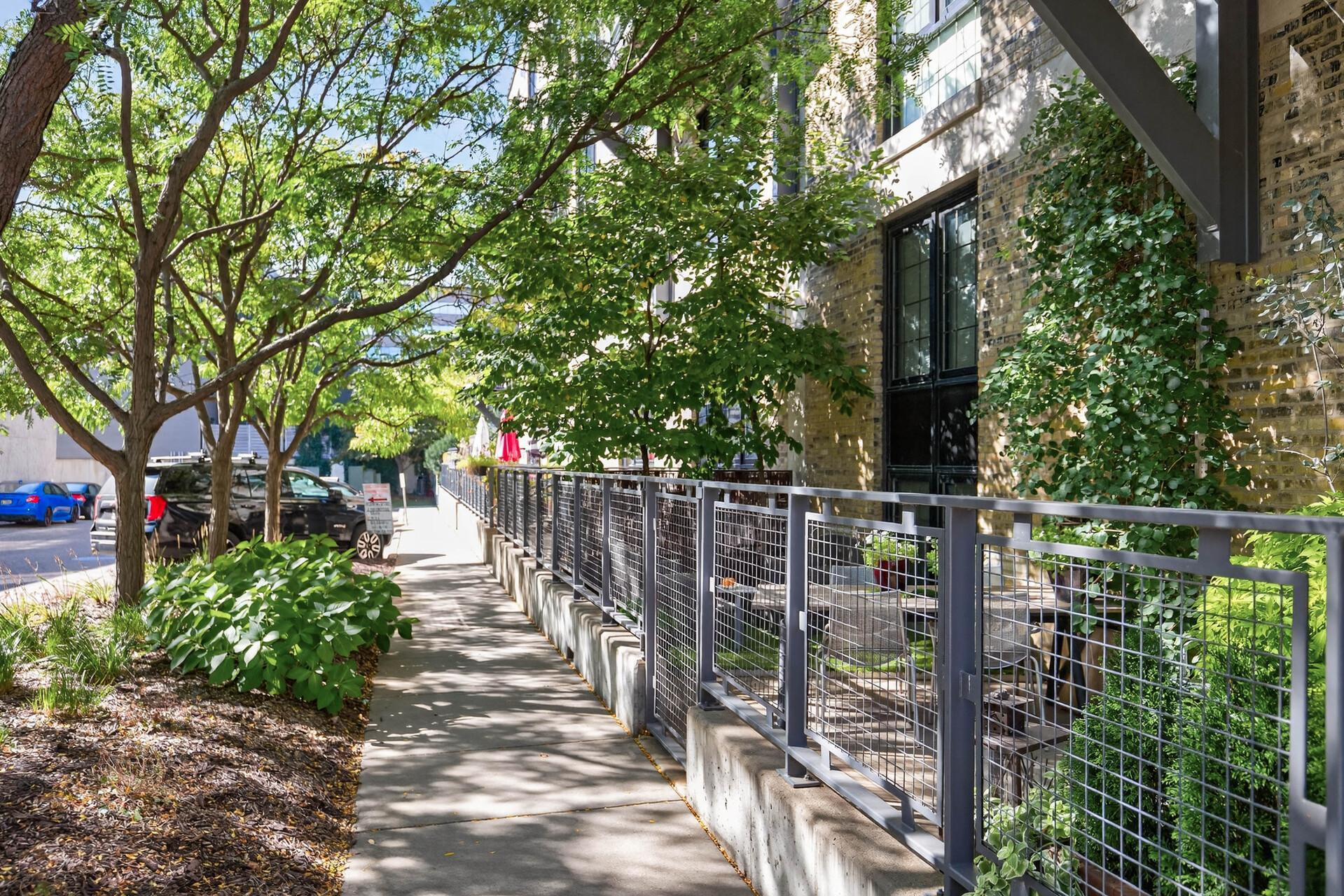 525 3rd Street N Unit: 201