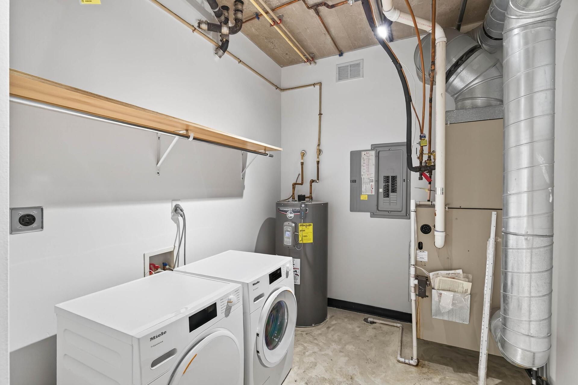 525 3rd Street N Unit: 201