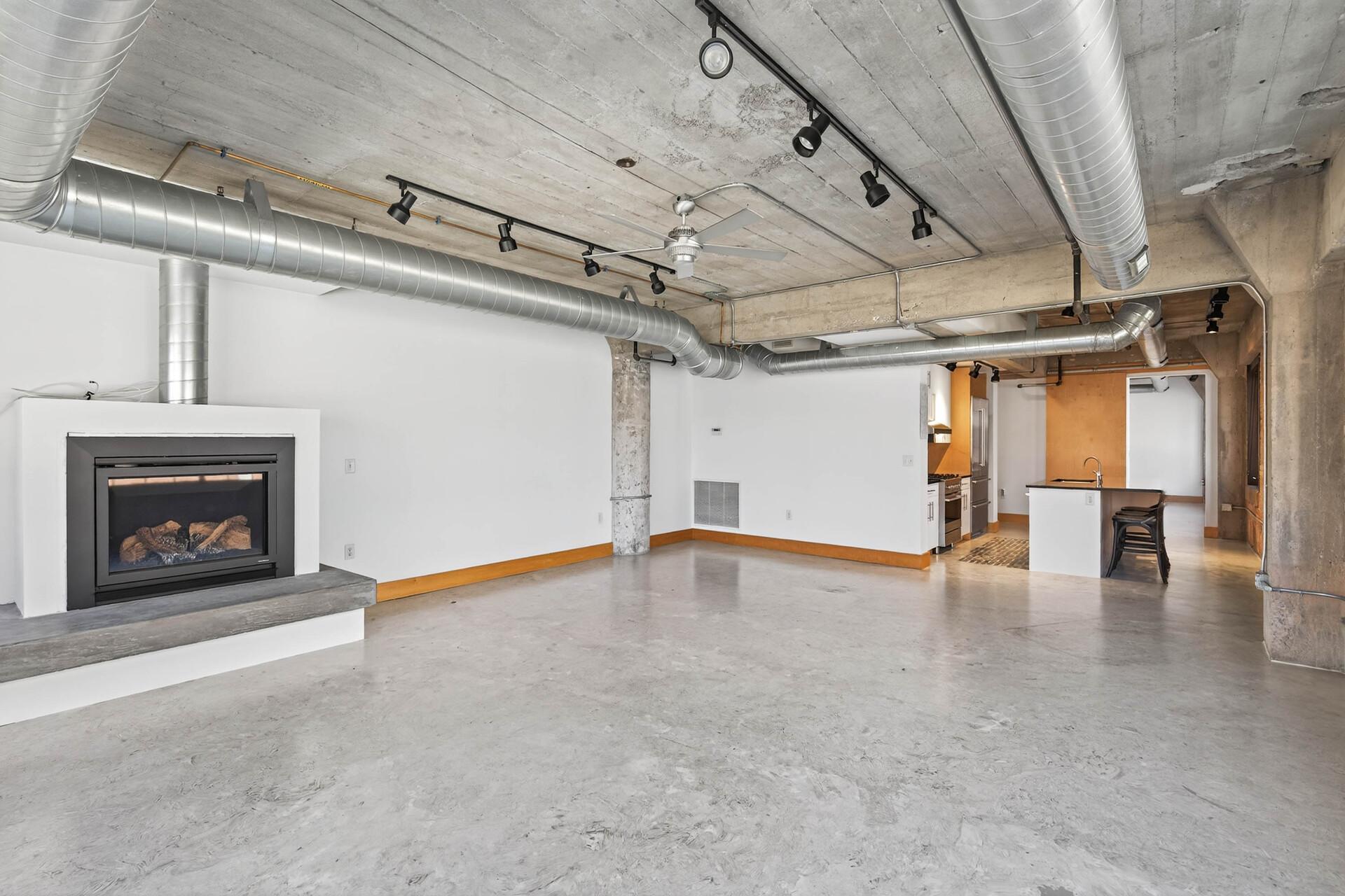 525 3rd Street N Unit: 201