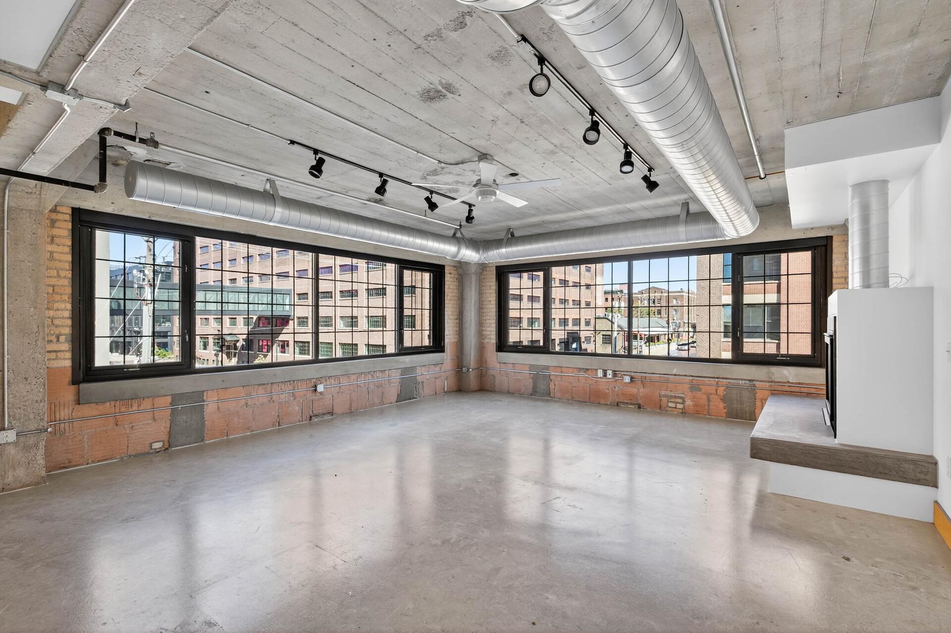 525 3rd Street N Unit: 201