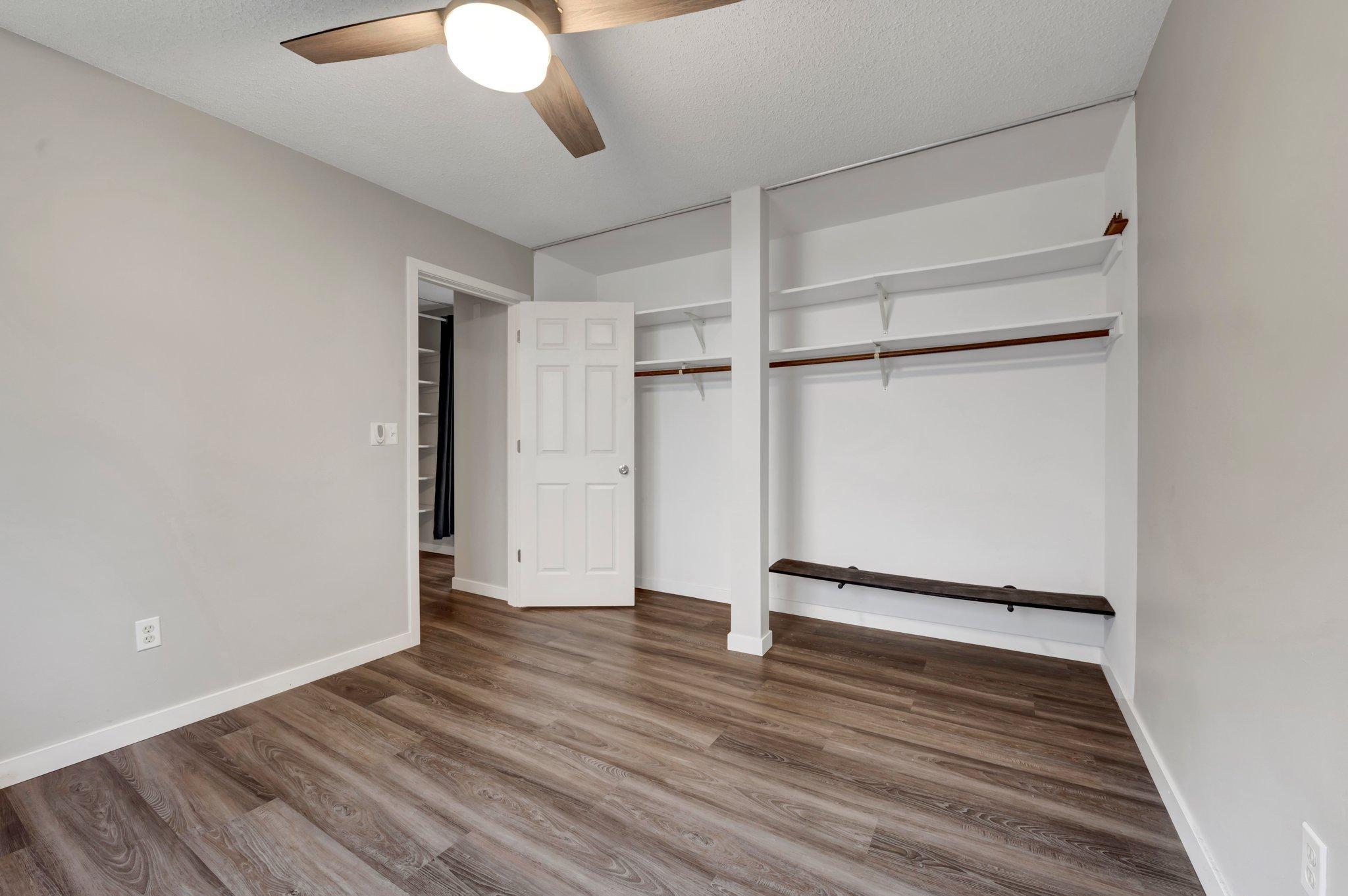 3522 S Harriet Avenue Unit: 106