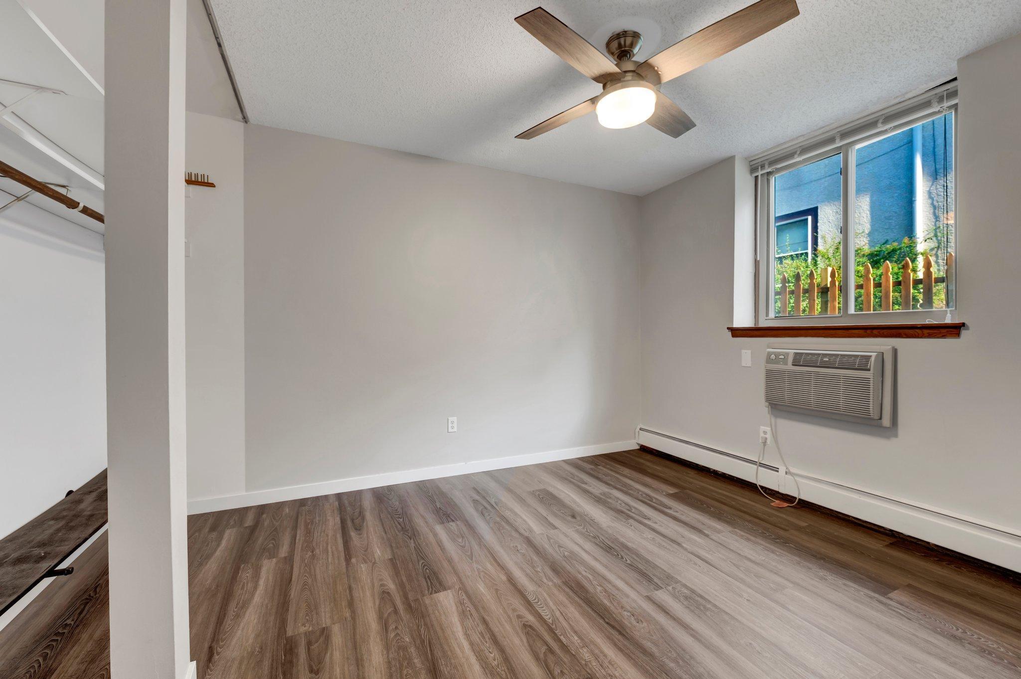 3522 S Harriet Avenue Unit: 106