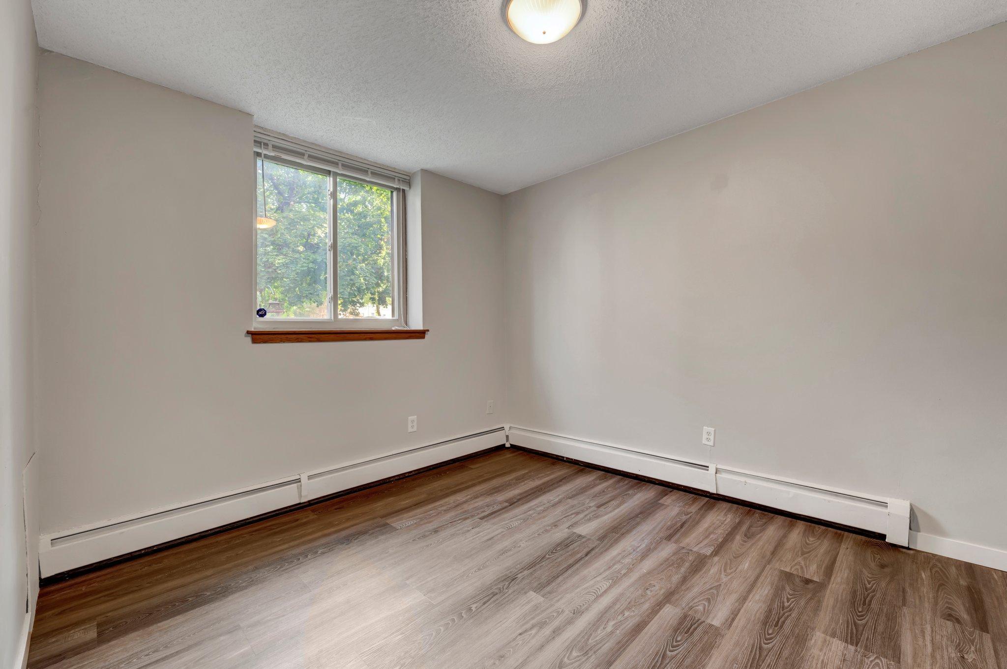 3522 S Harriet Avenue Unit: 106