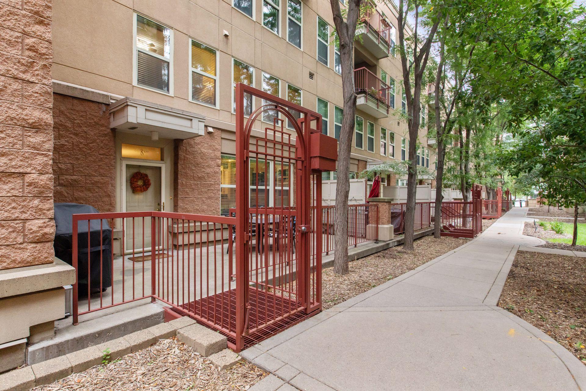 645 N 1st Street Unit: 109