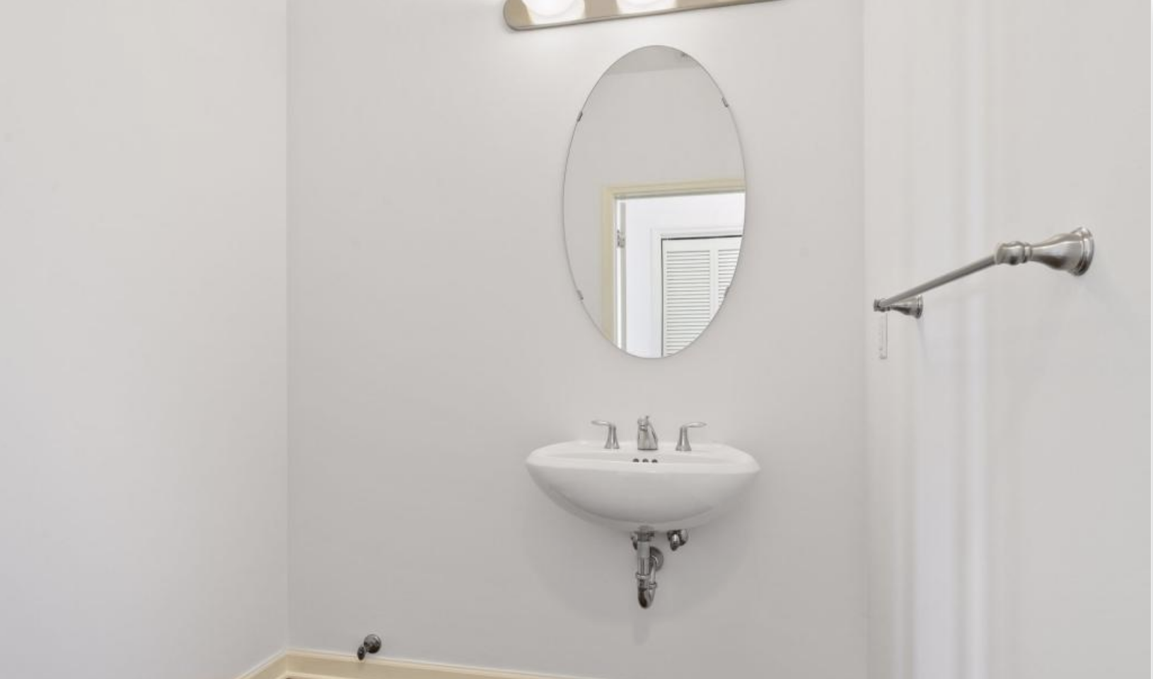 500 E Grant Street Unit: 2405