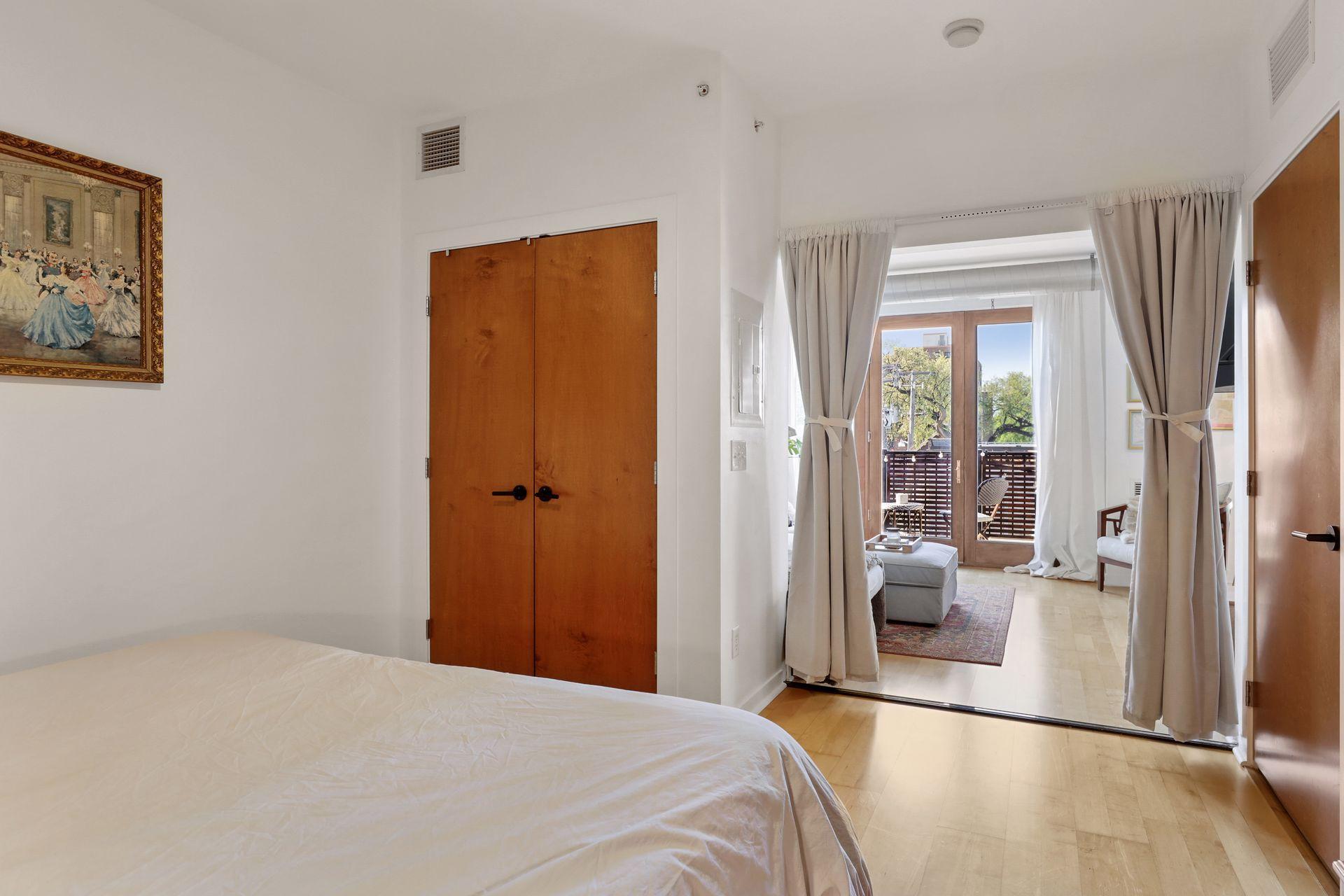 15 E Franklin Avenue Unit: 309