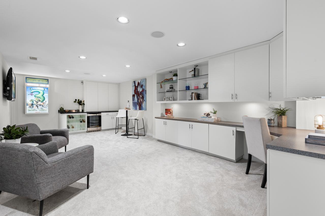 1345 Fairlawn Way Unit: R