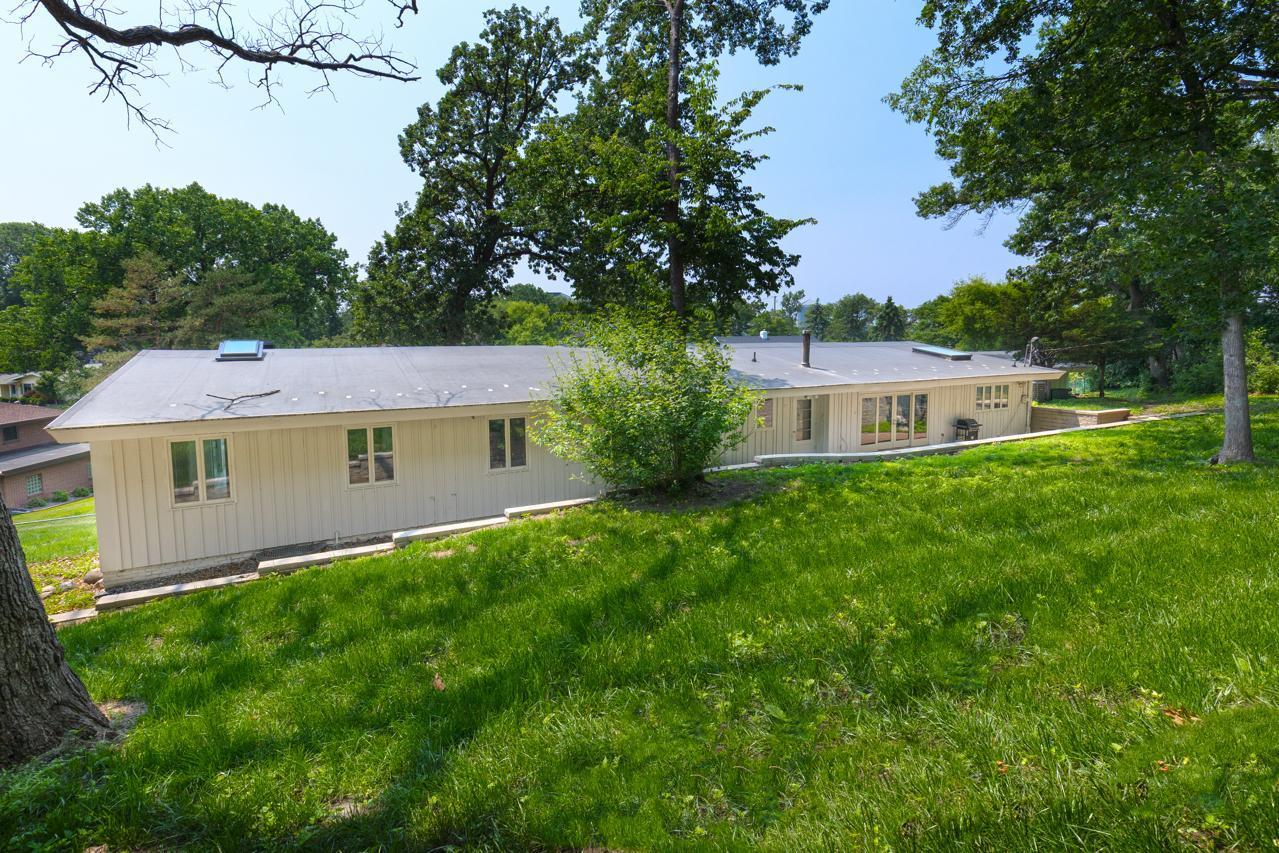 1345 Fairlawn Way Unit: R