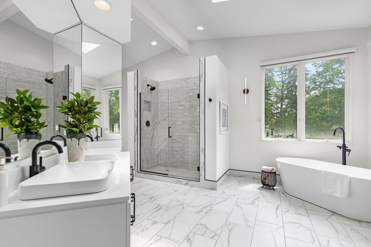 1345 Fairlawn Way Unit: R
