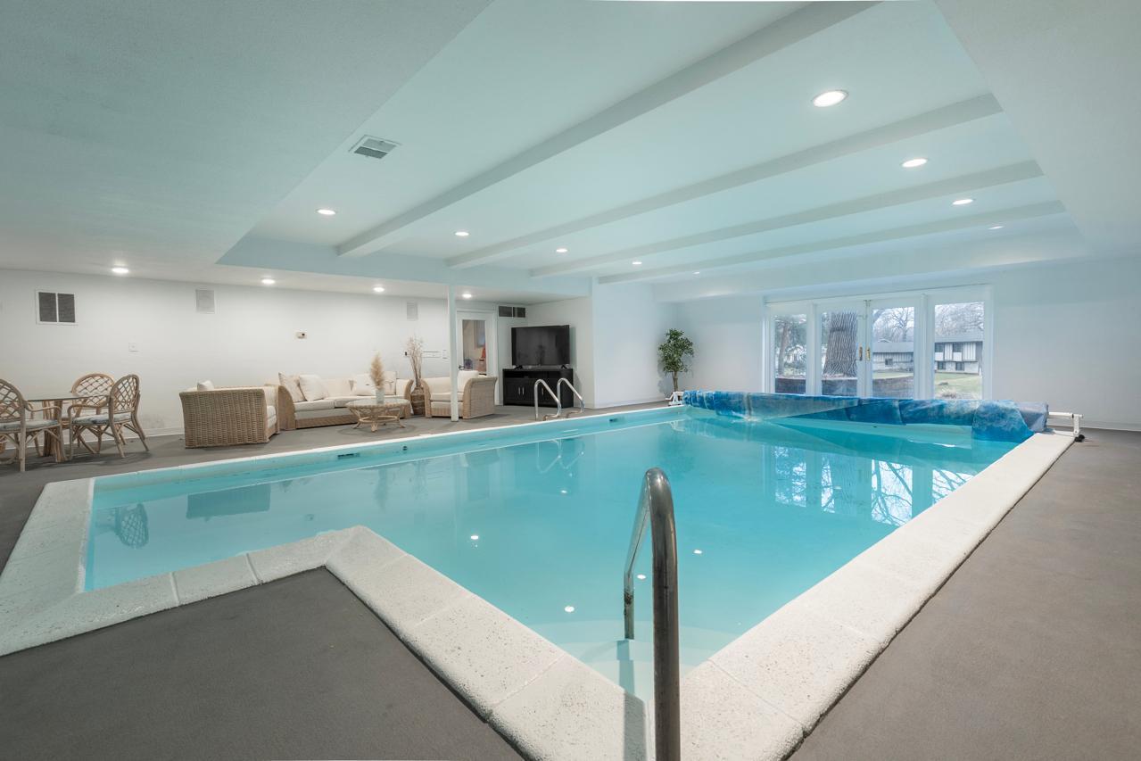 1345 Fairlawn Way Unit: R