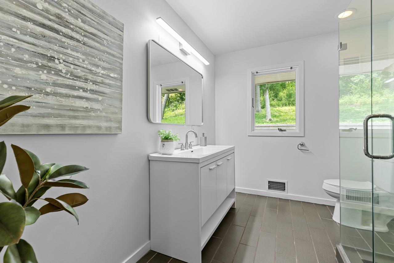 1345 Fairlawn Way Unit: R