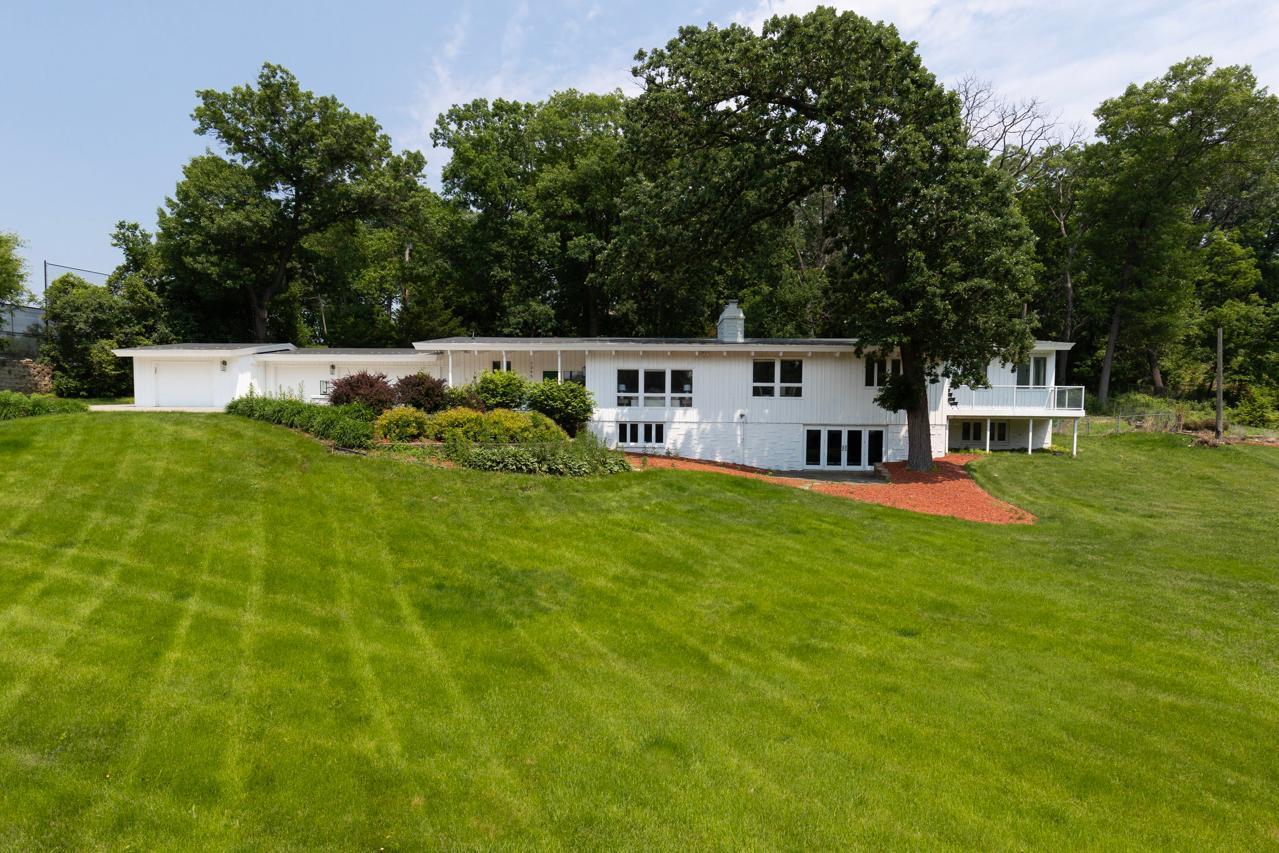 1345 Fairlawn Way Unit: R