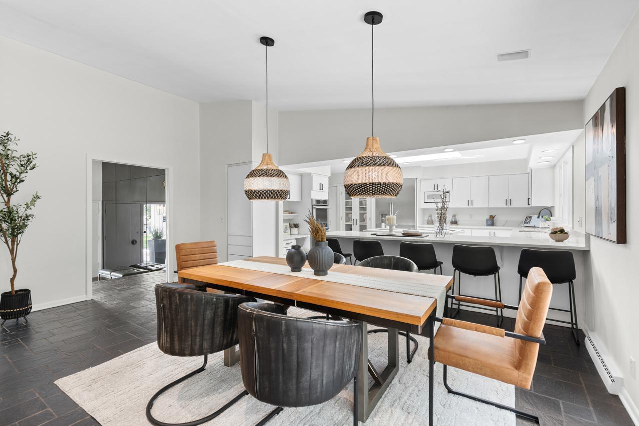1345 Fairlawn Way Unit: R