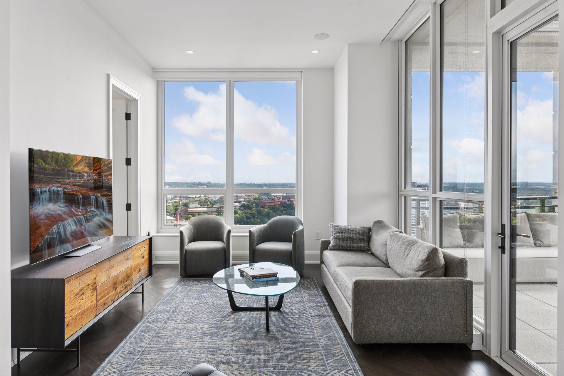 1111 W River Parkway Unit: 23D