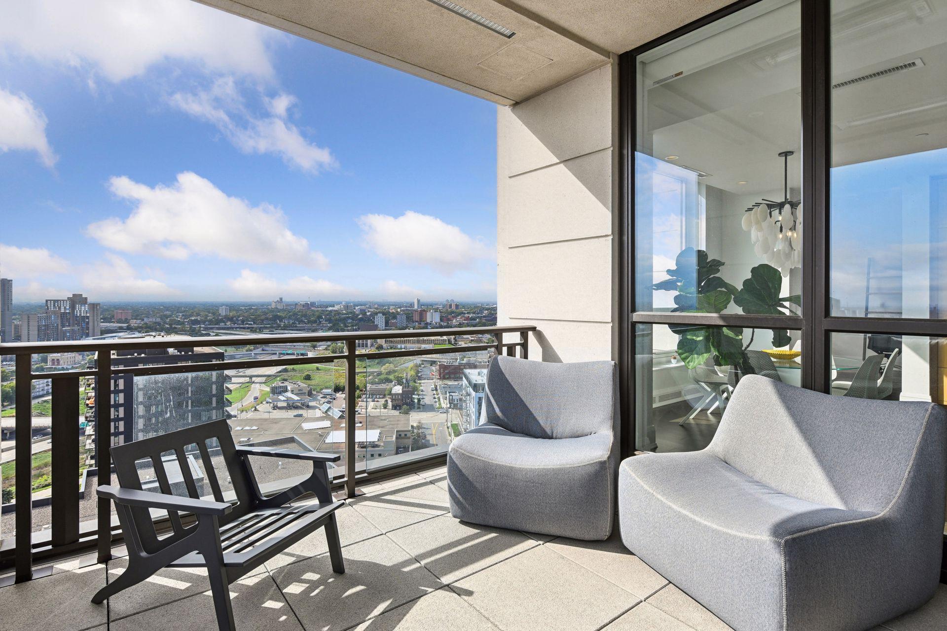 1111 W River Parkway Unit: 23D