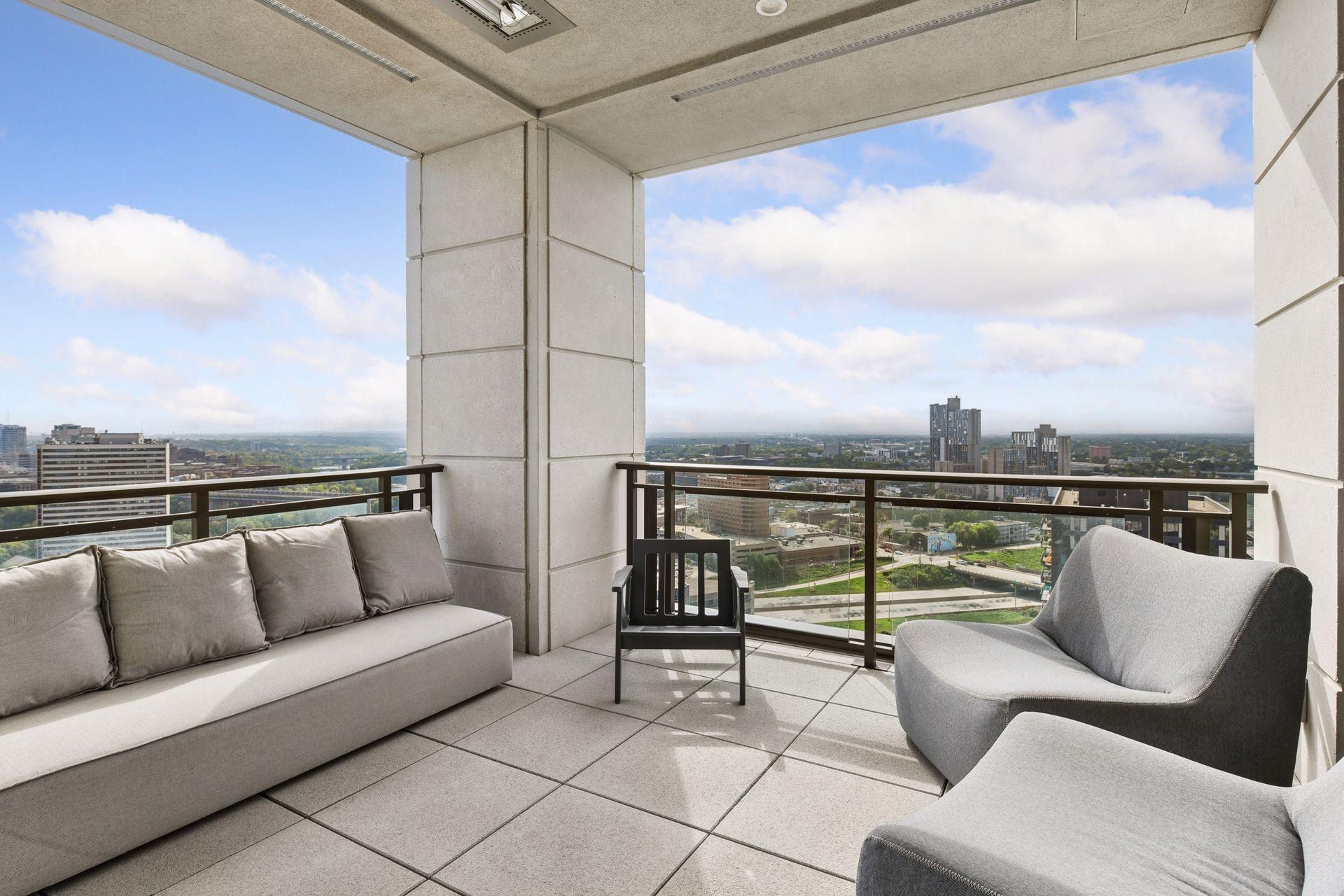 1111 W River Parkway Unit: 23D