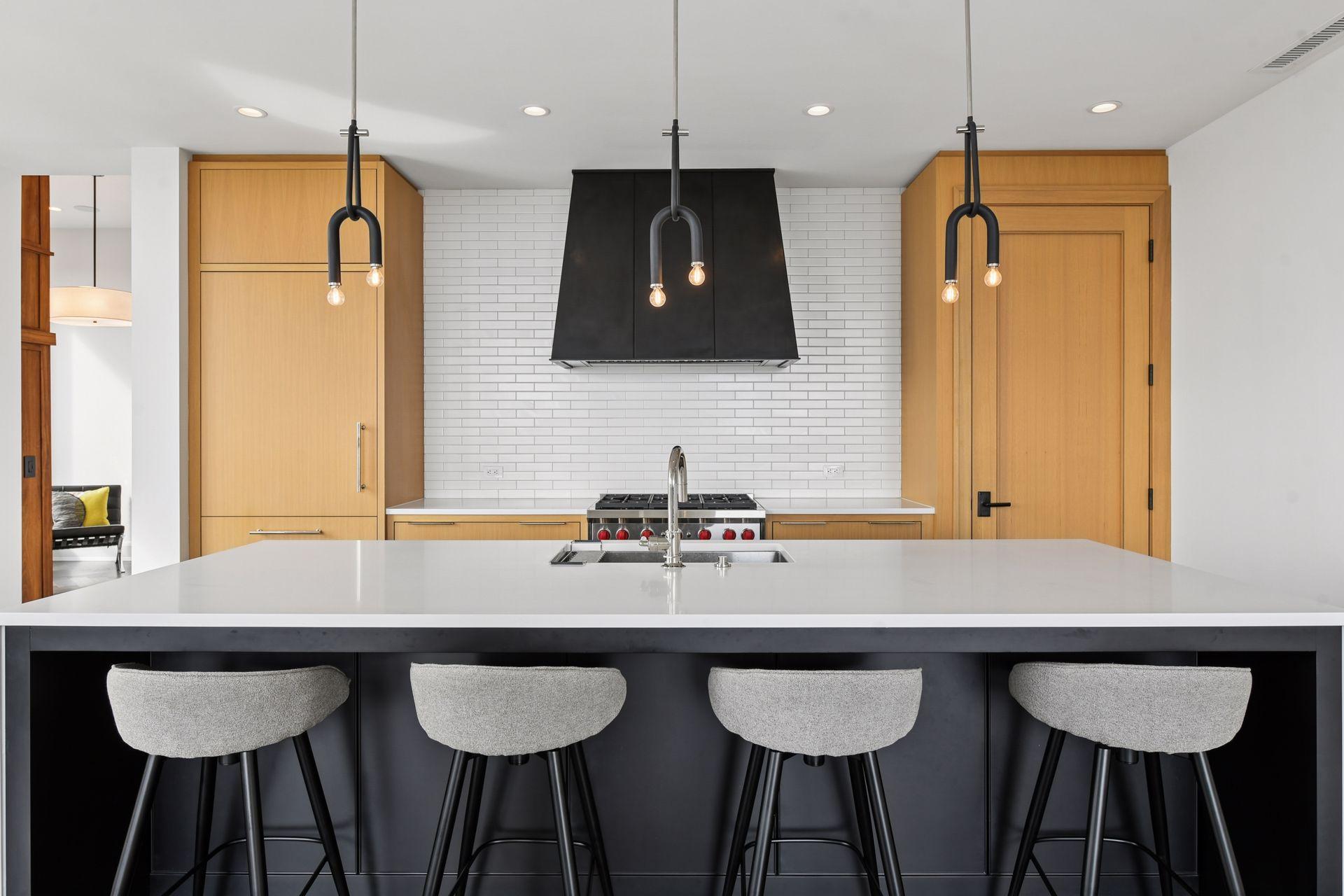 1111 W River Parkway Unit: 23D