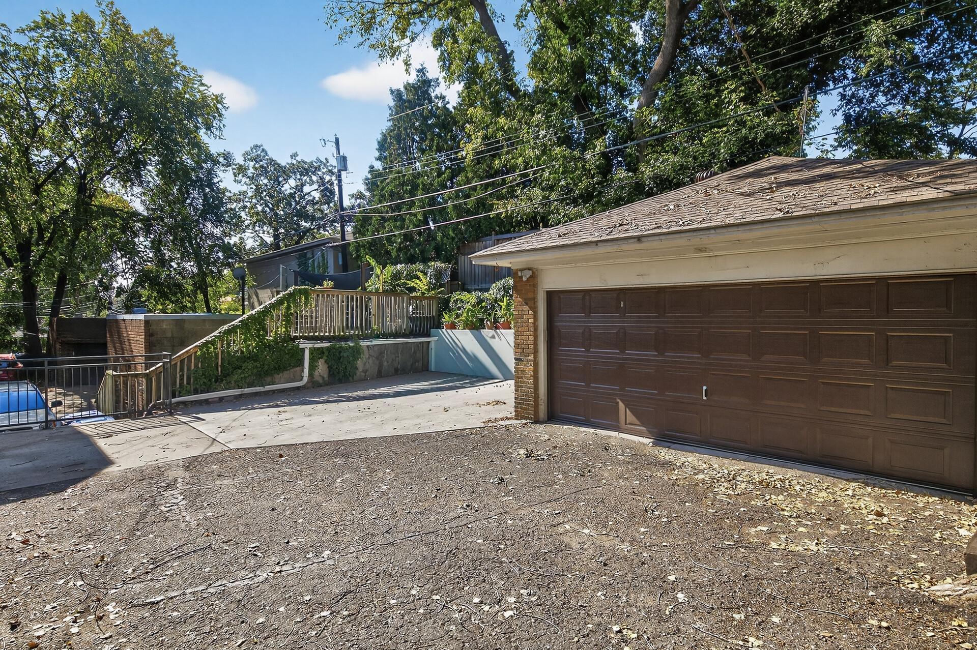 1920 Fremont Avenue S