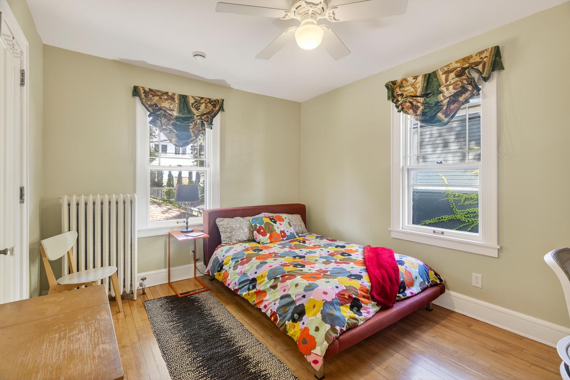 1920 Fremont Avenue S