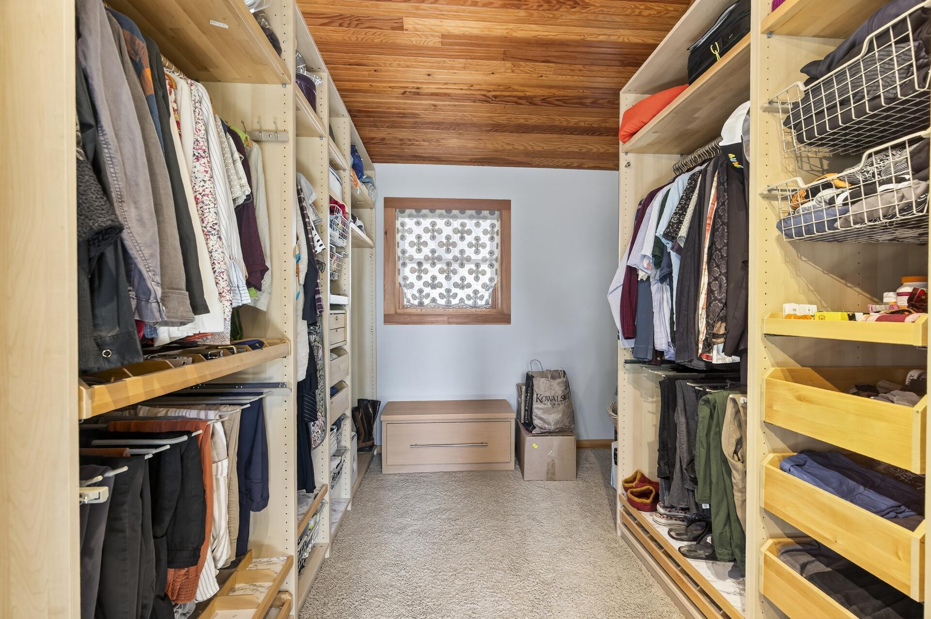 1920 Fremont Avenue S