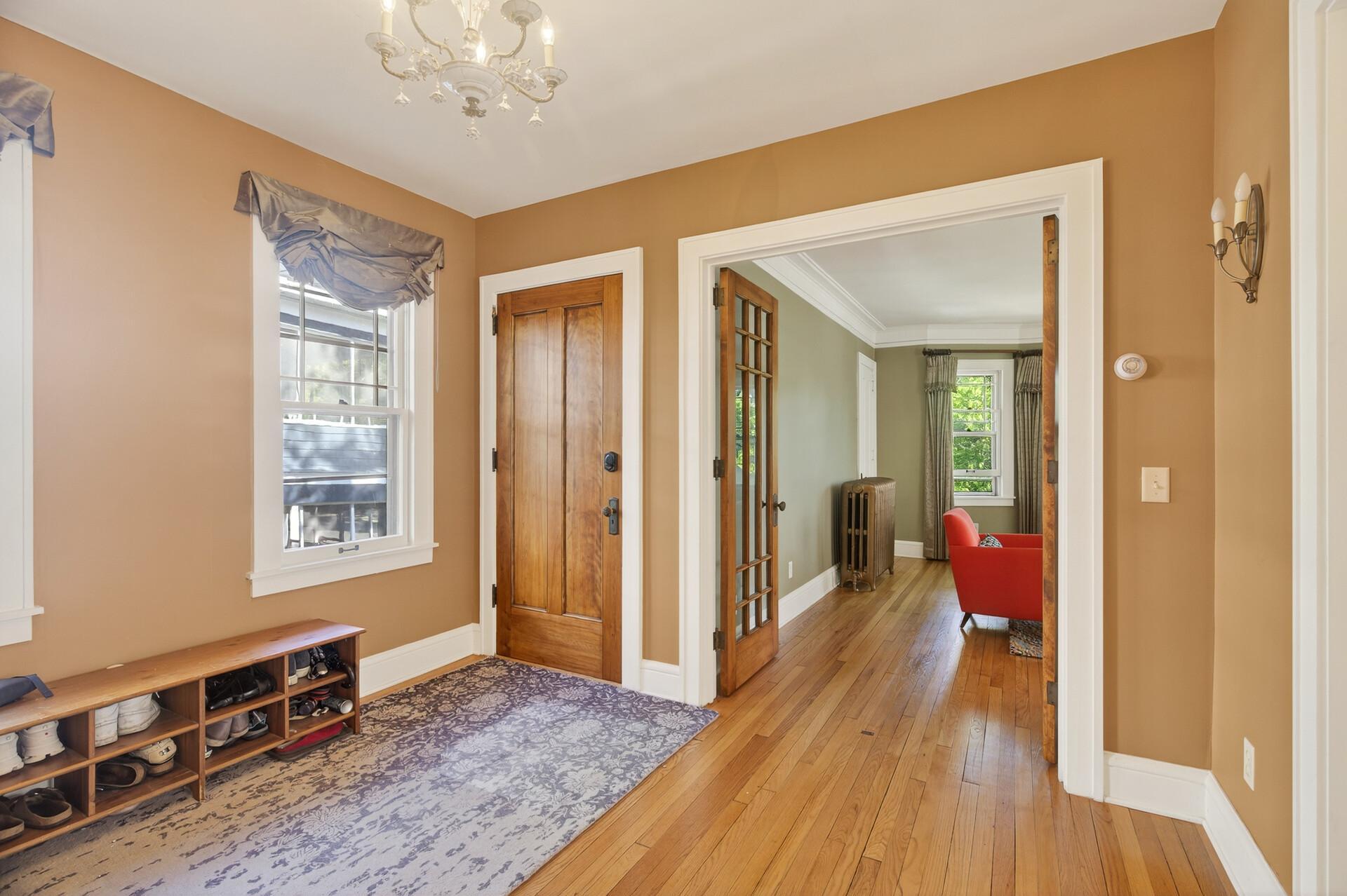 1920 Fremont Avenue S