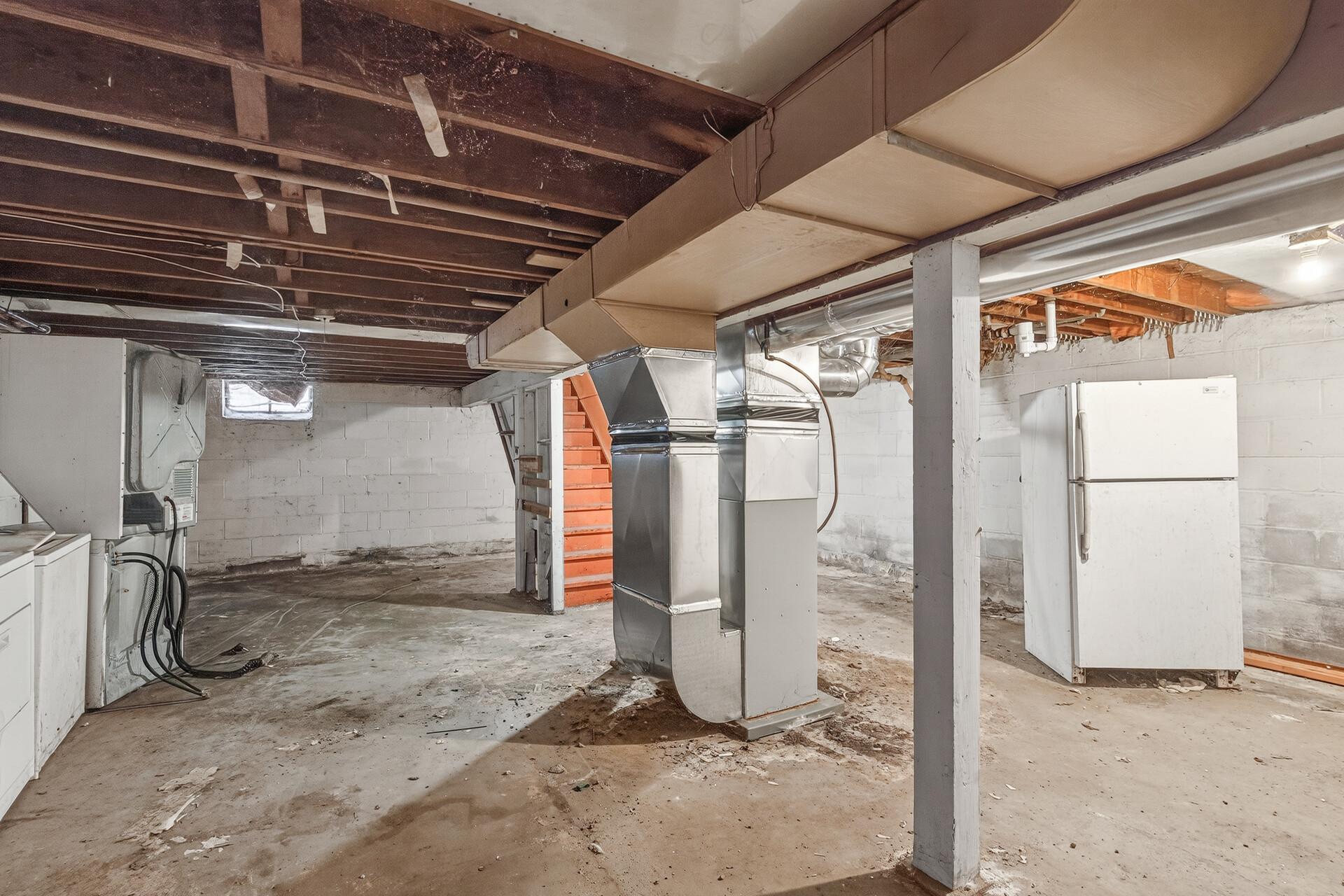 5027 Emerson Avenue N