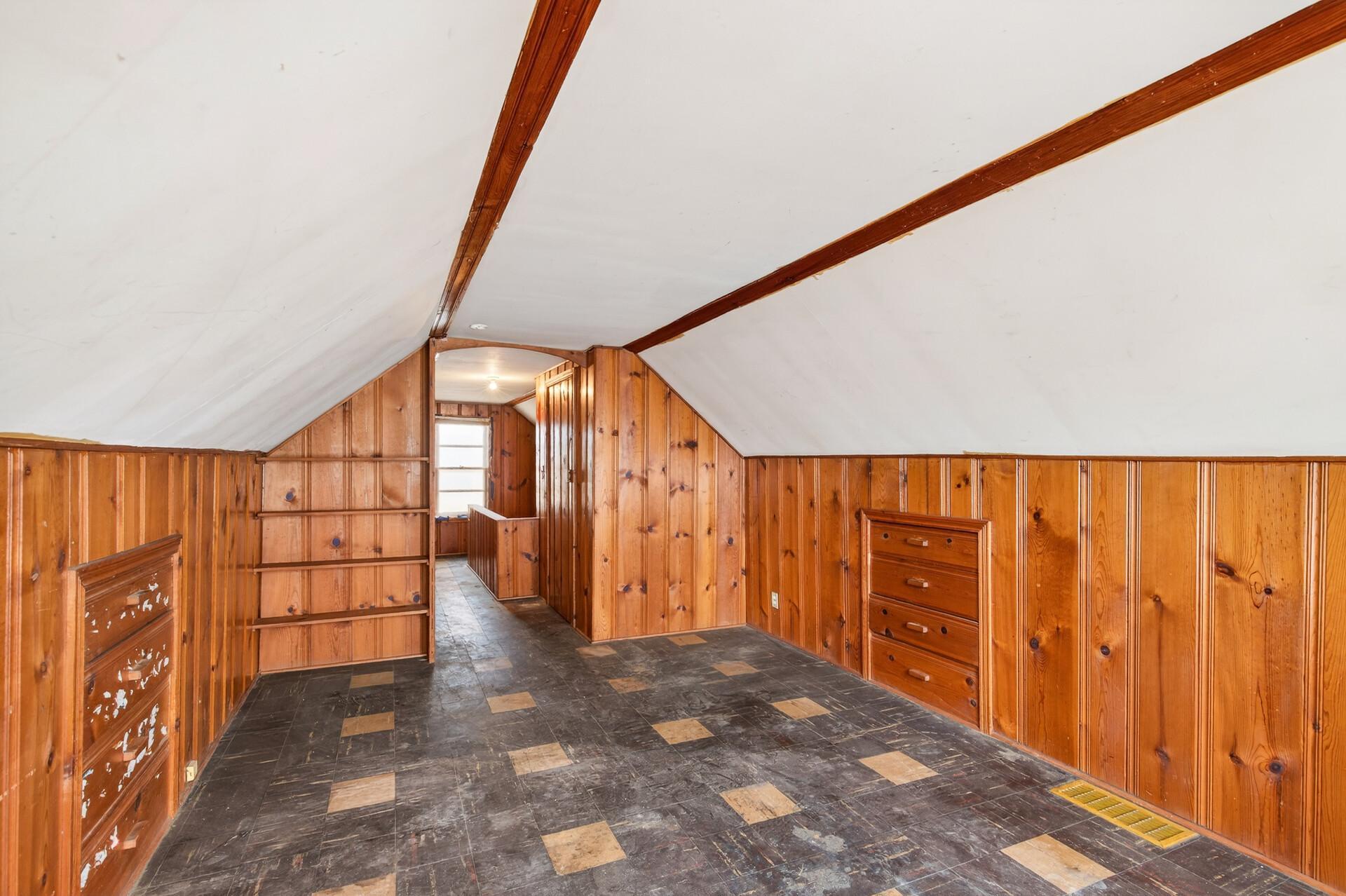 5027 Emerson Avenue N