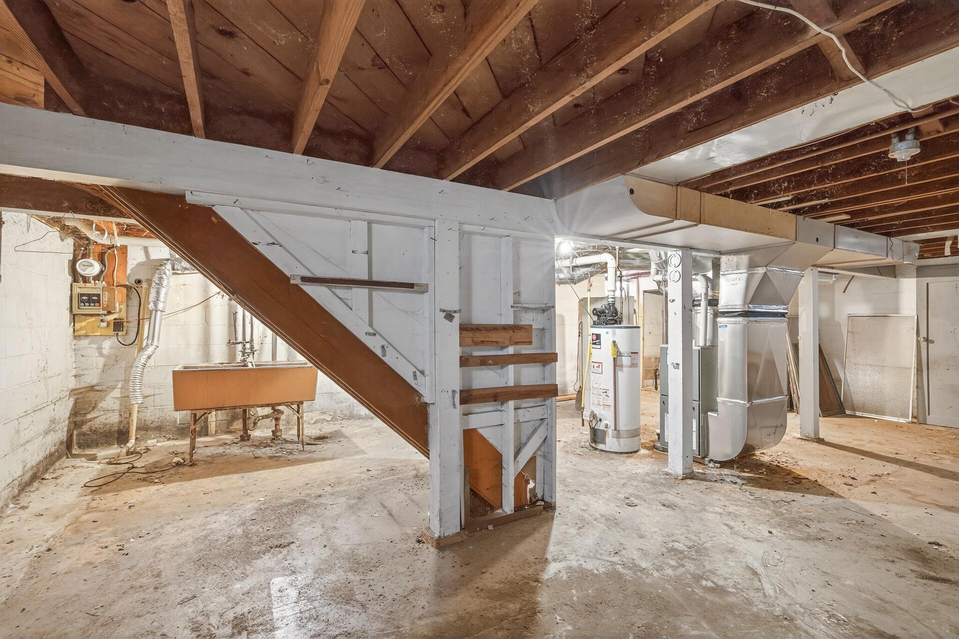 5027 Emerson Avenue N