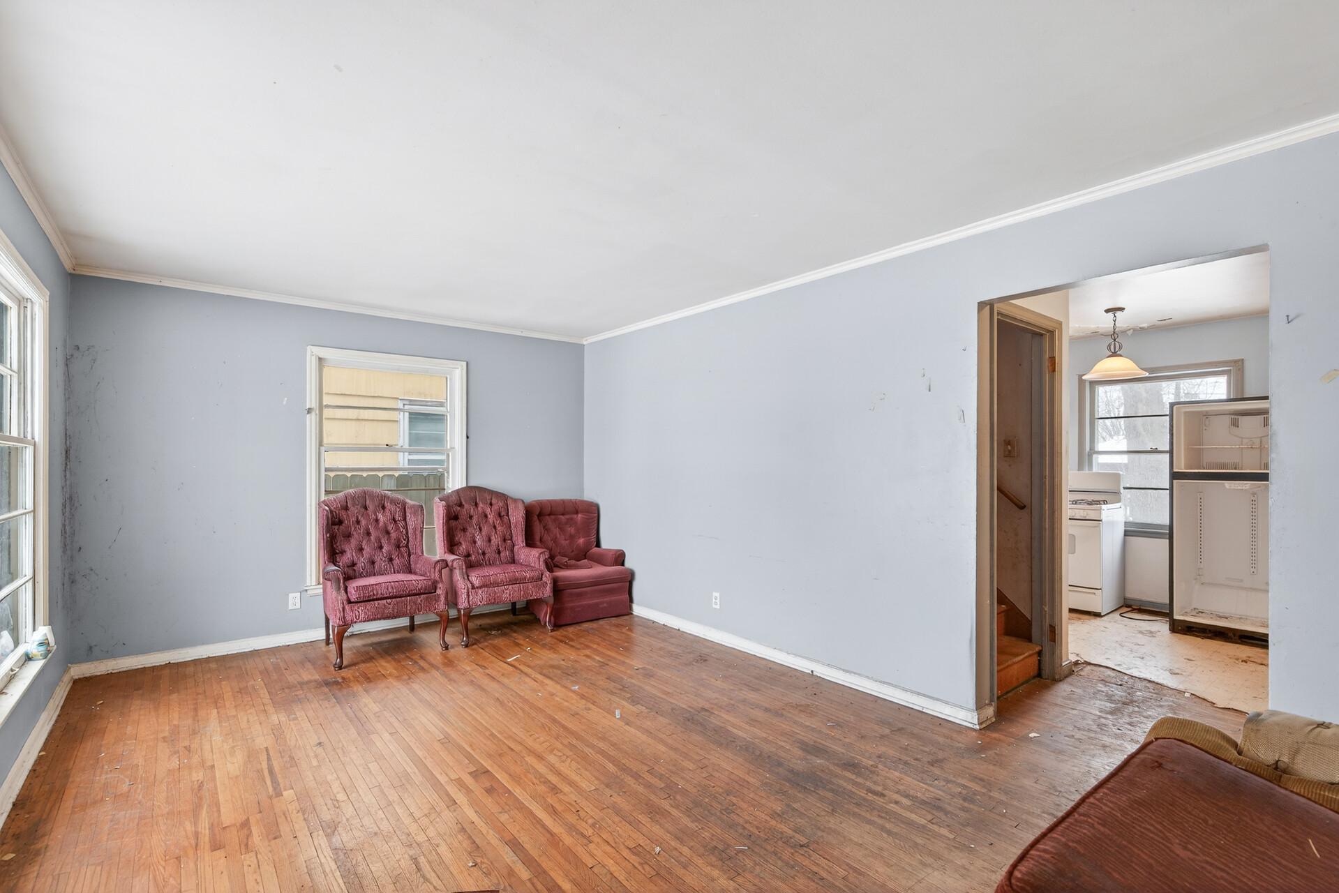 5027 Emerson Avenue N