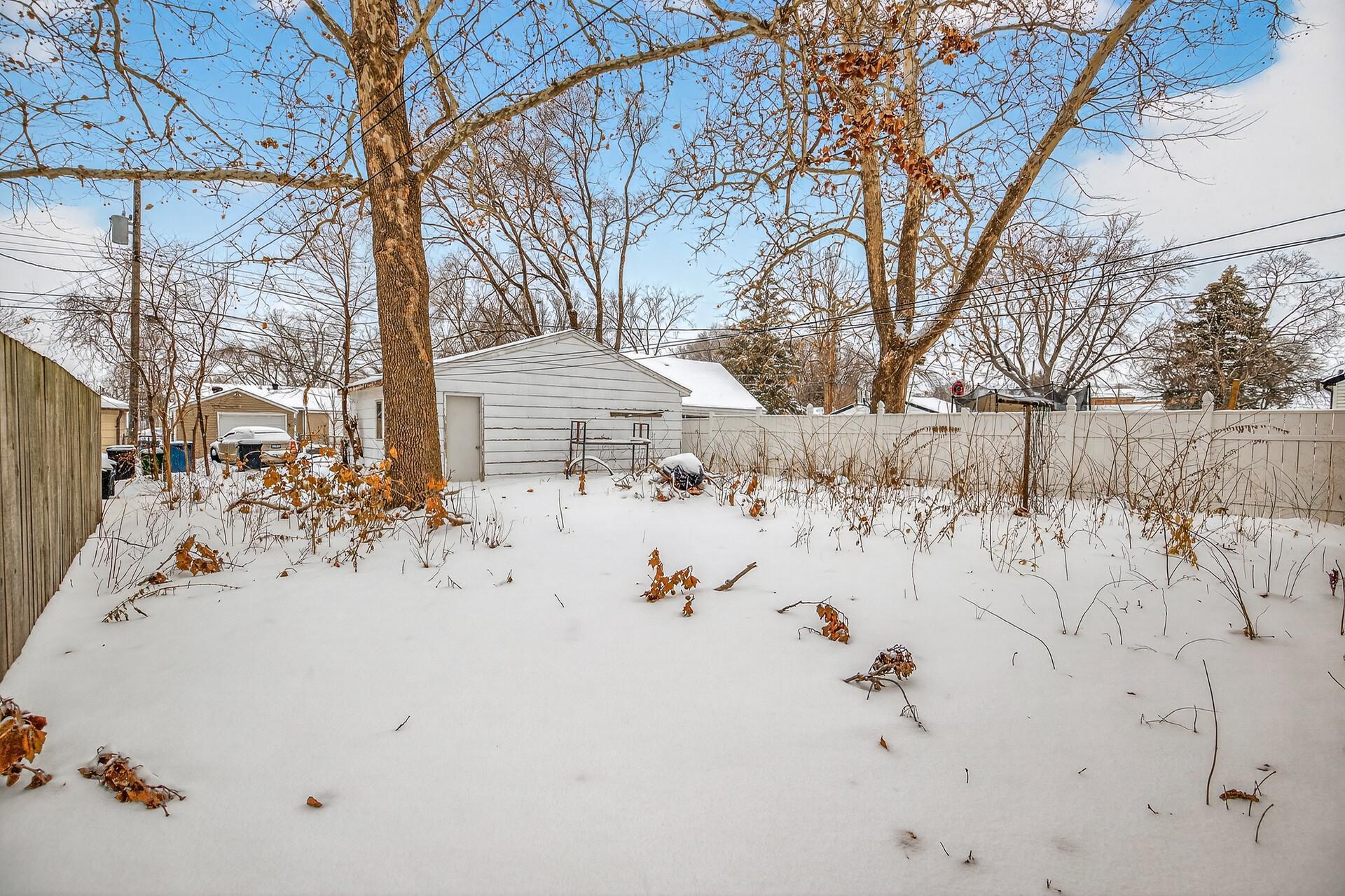 5027 Emerson Avenue N