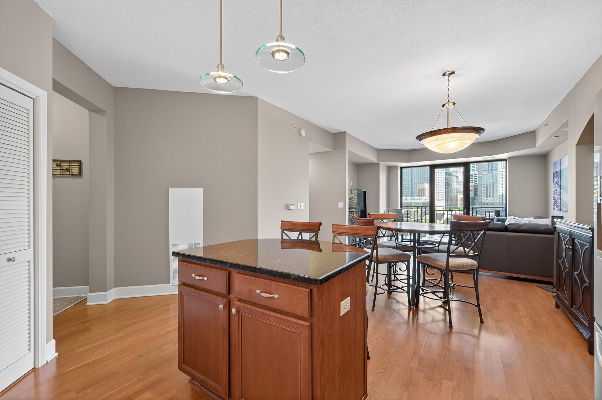 500 E Grant Street Unit: 709
