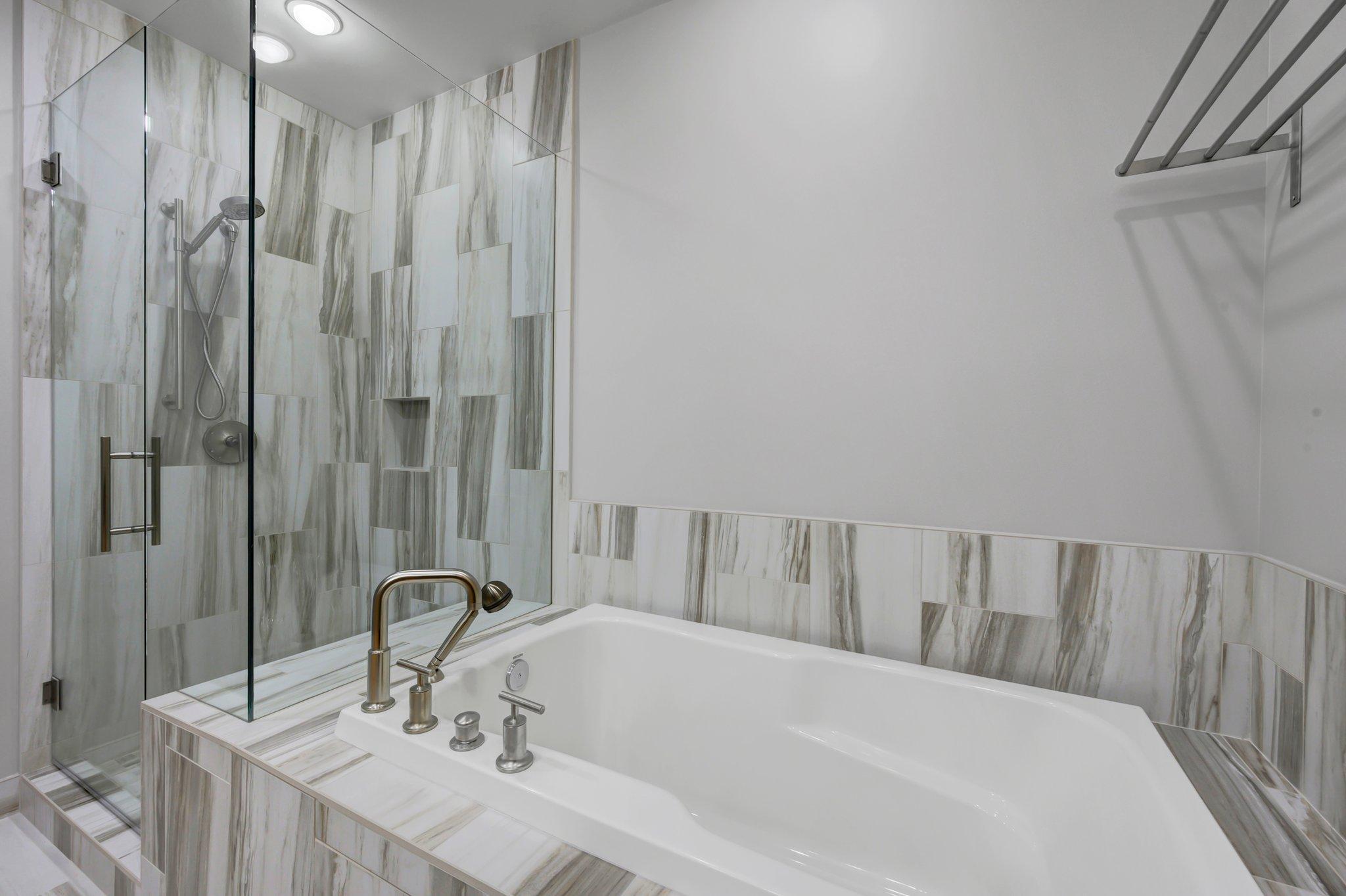 150 2nd Street NE Unit: B514