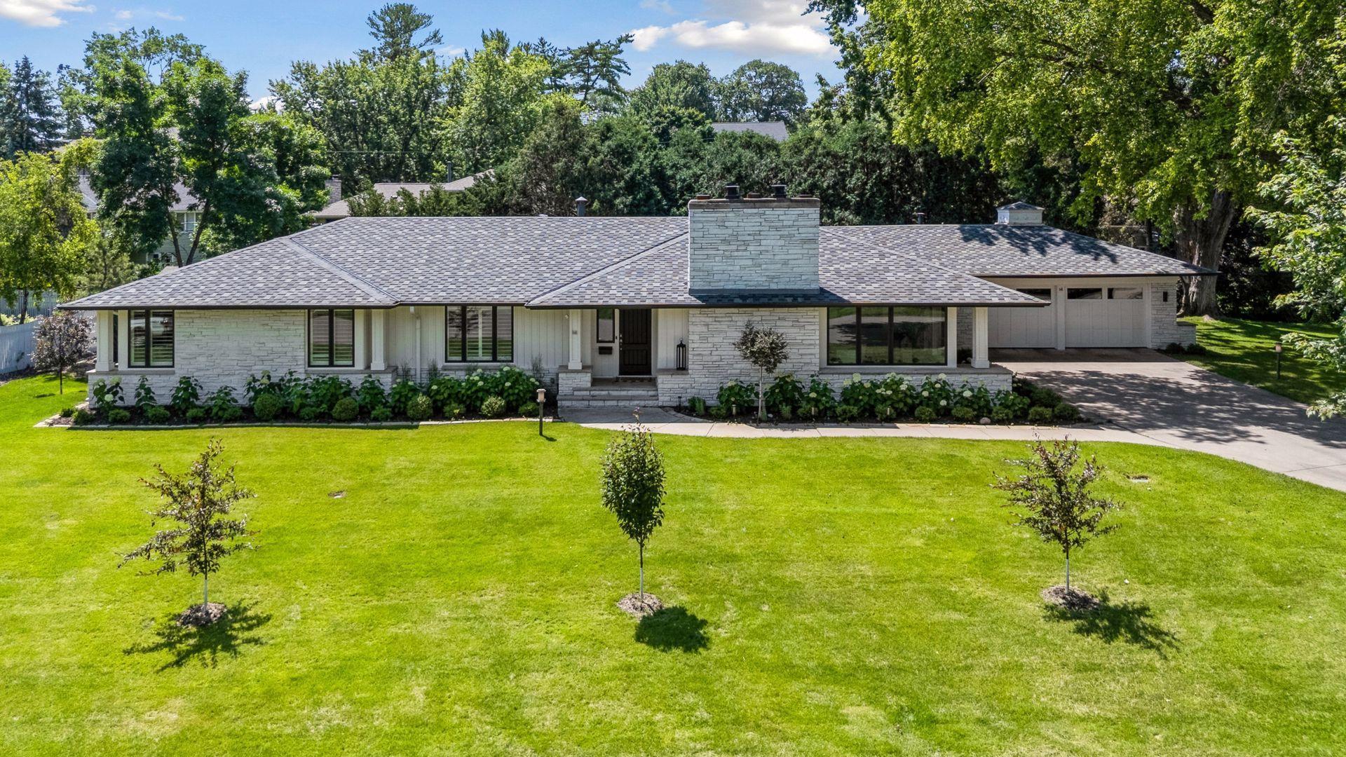 14 Woodland Road