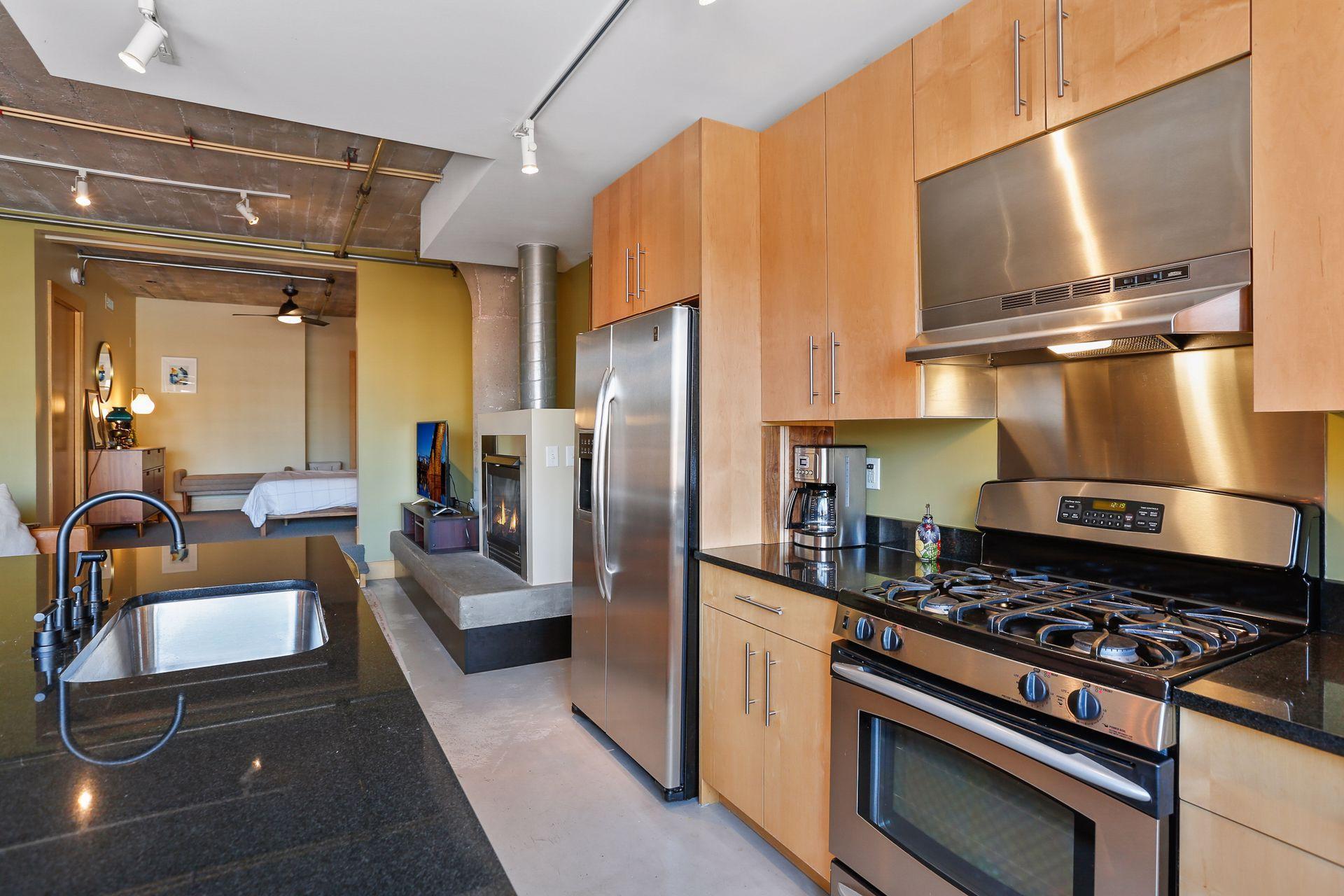 525 3rd Street N Unit: 303