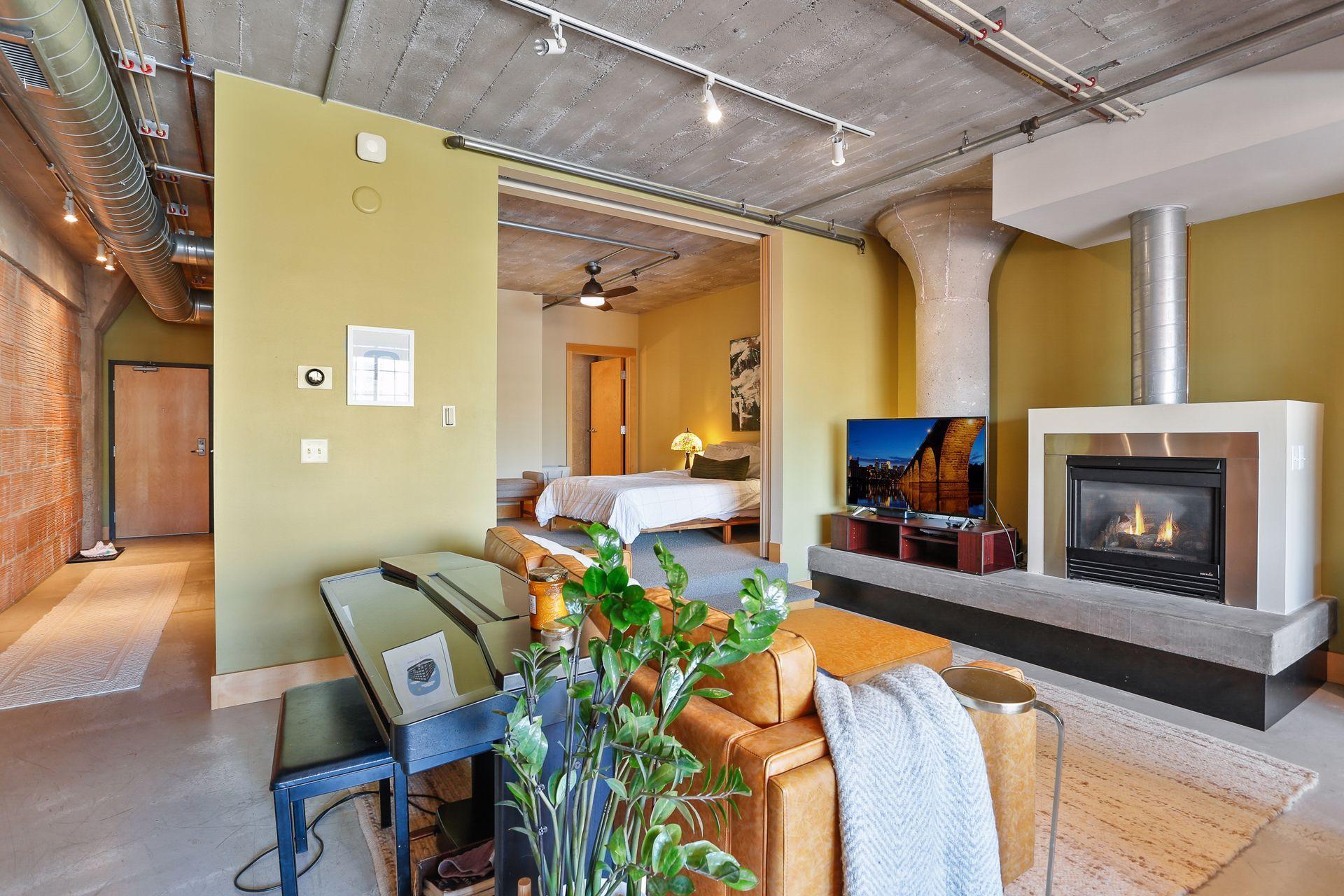 525 3rd Street N Unit: 303