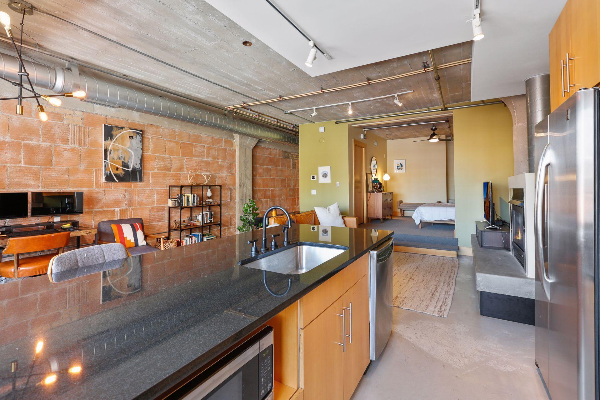 525 3rd Street N Unit: 303