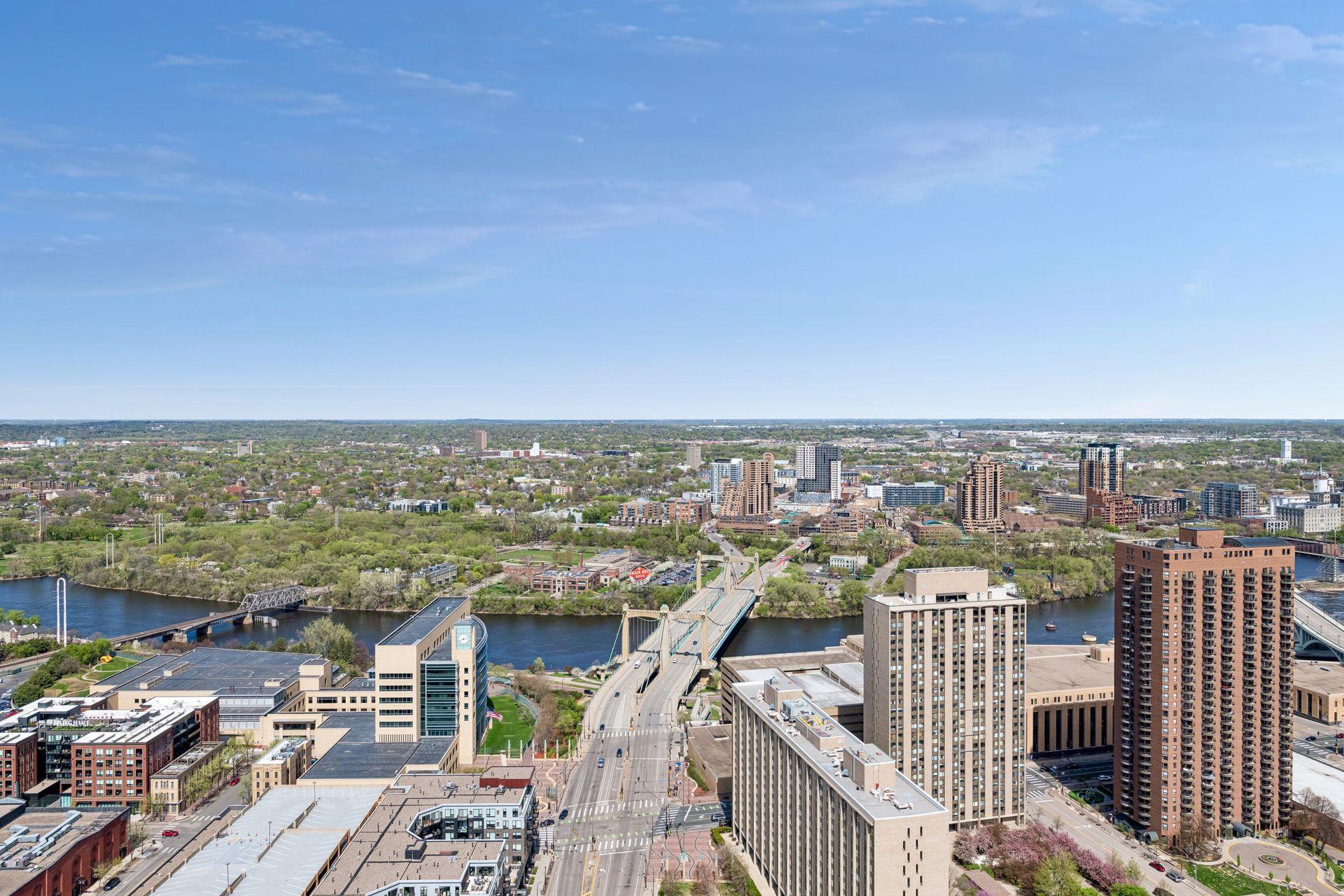 255 Hennepin Avenue Unit: 3303