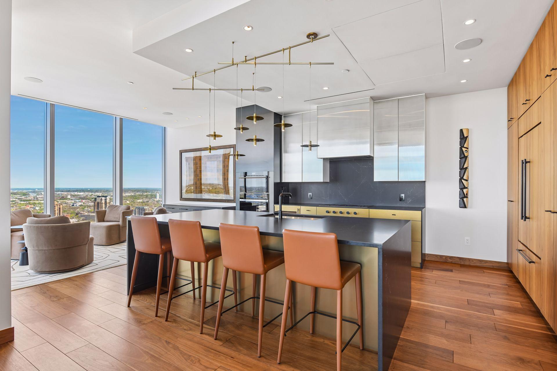 255 Hennepin Avenue Unit: 3303