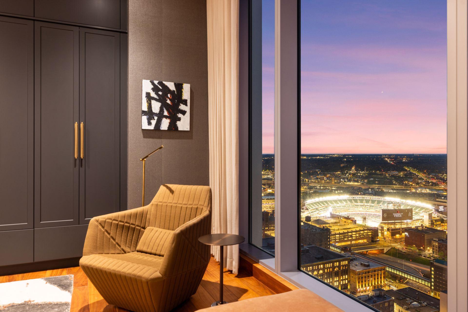 255 Hennepin Avenue Unit: 3303