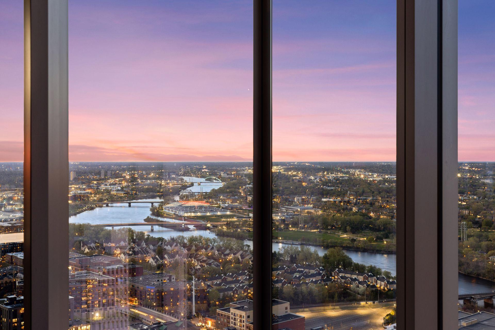 255 Hennepin Avenue Unit: 3303
