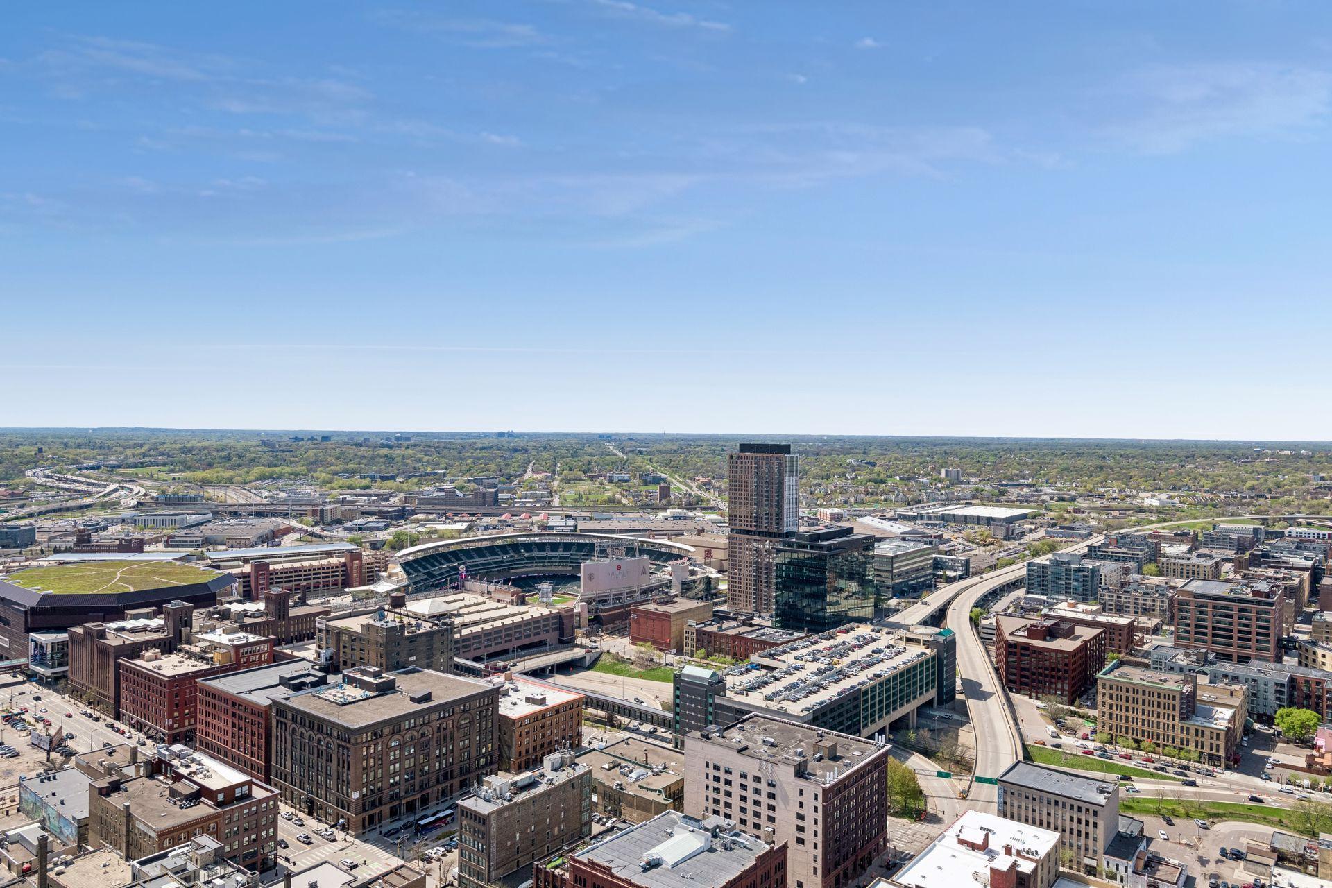 255 Hennepin Avenue Unit: 3303